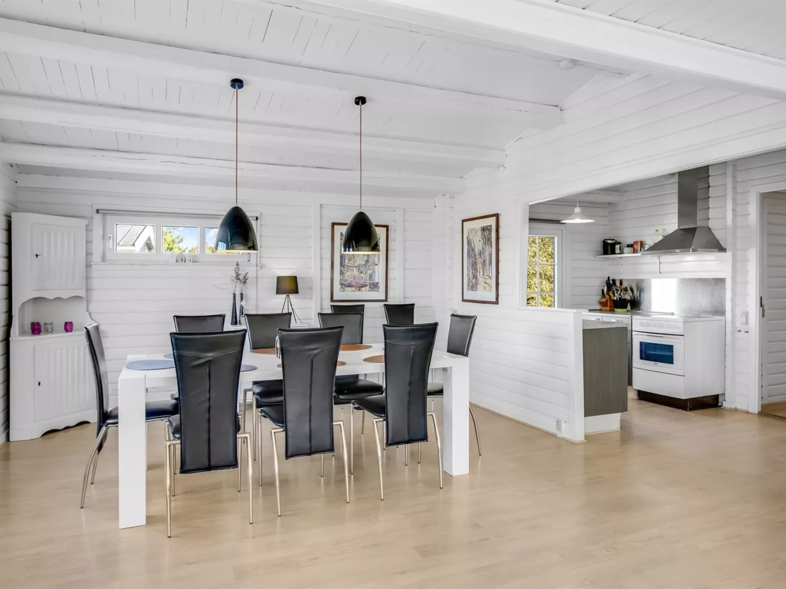 "Aika" - 500m from the sea-Drinnen