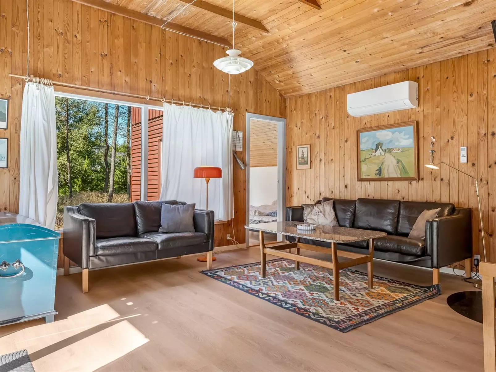 "Dorreth" - 800m from the sea-Inside