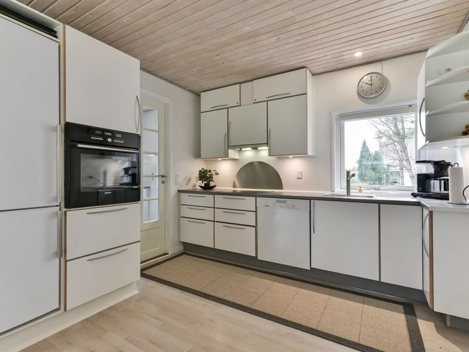 "Locan" - 1.2km from the sea-Inside