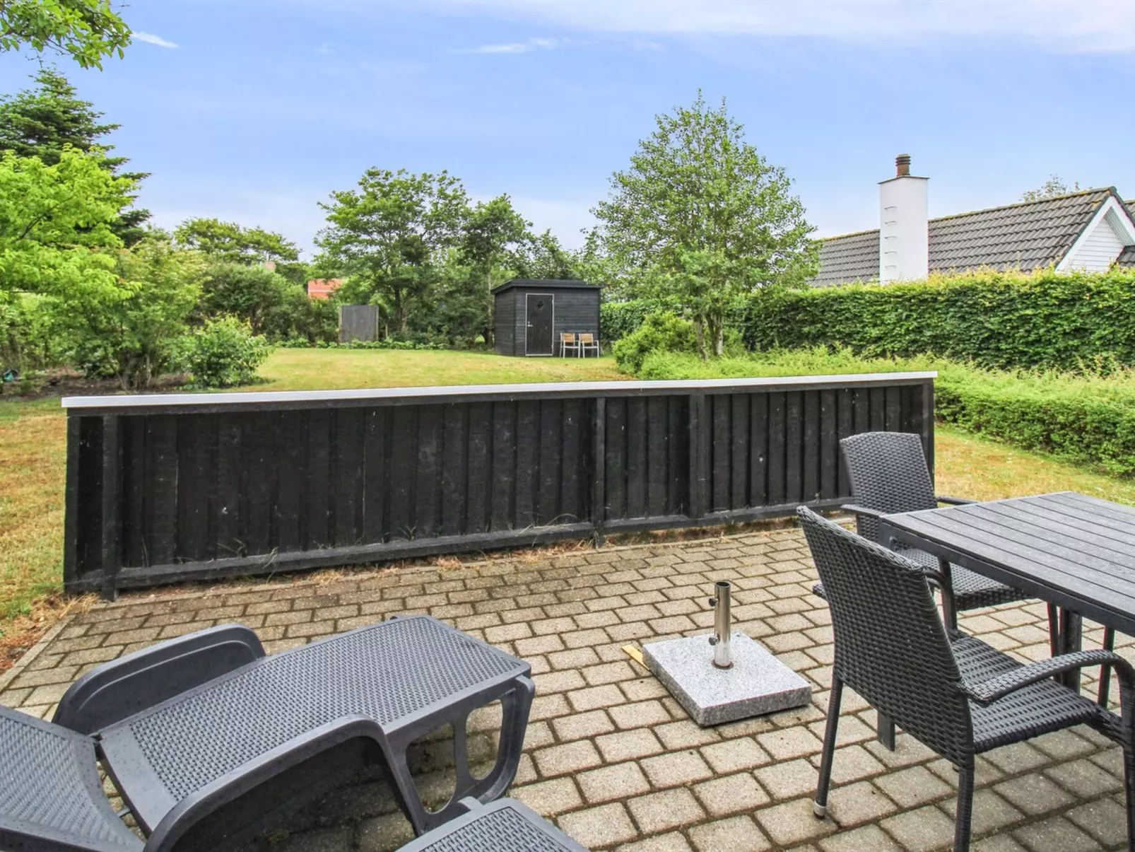 "Siouxsie" - 500m from the sea-Outside