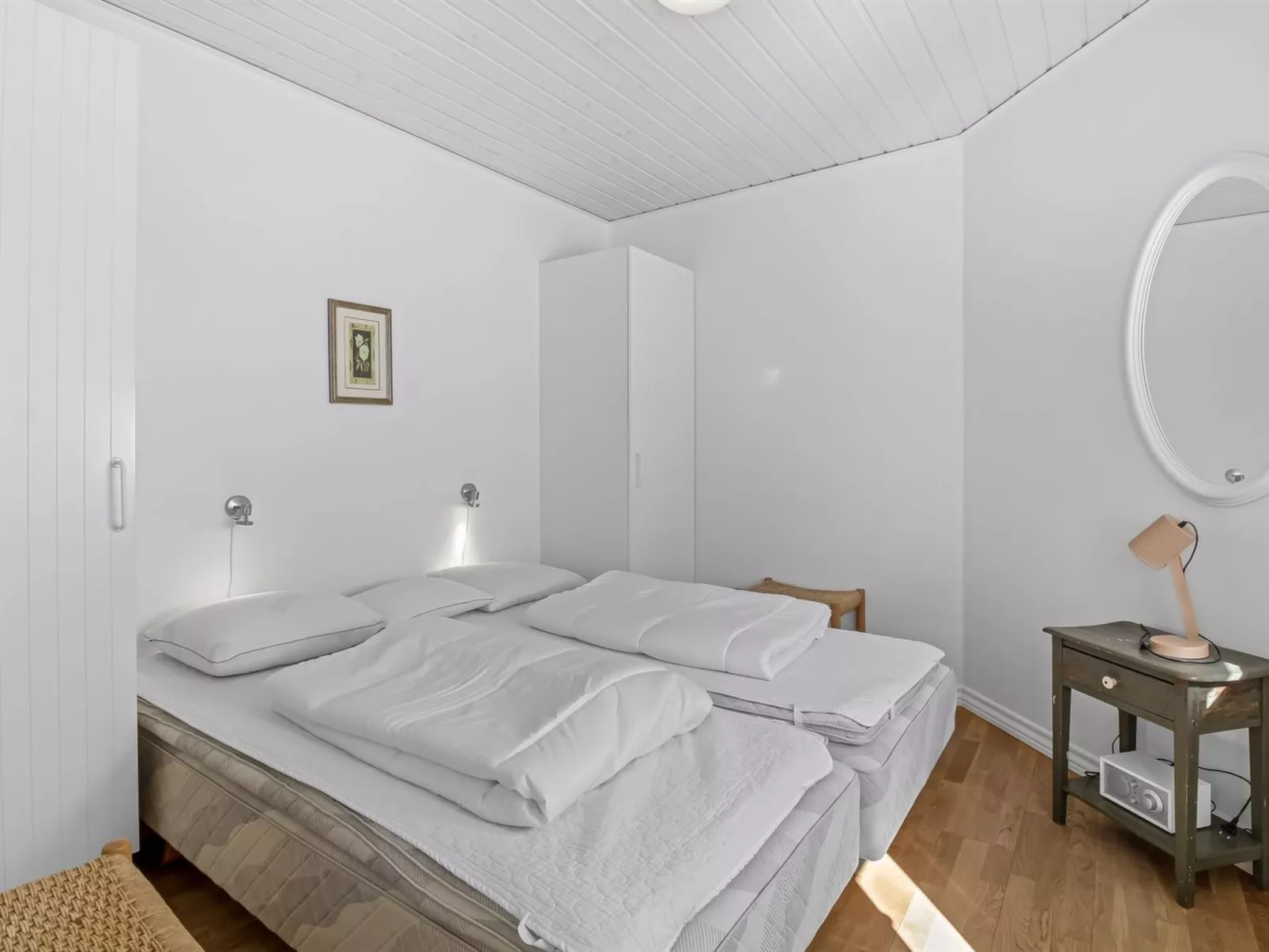 "Britta" - 100m from the sea-Drinnen