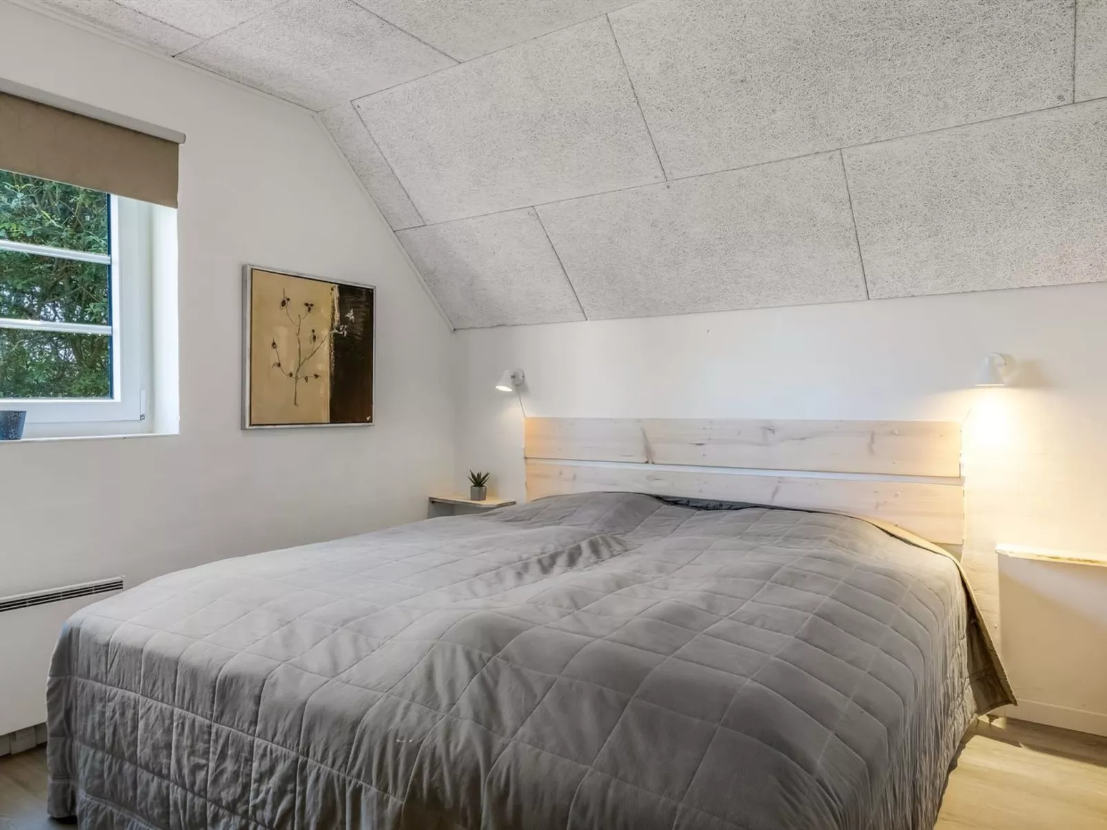 "Artan" - 2.6km from the sea-Drinnen