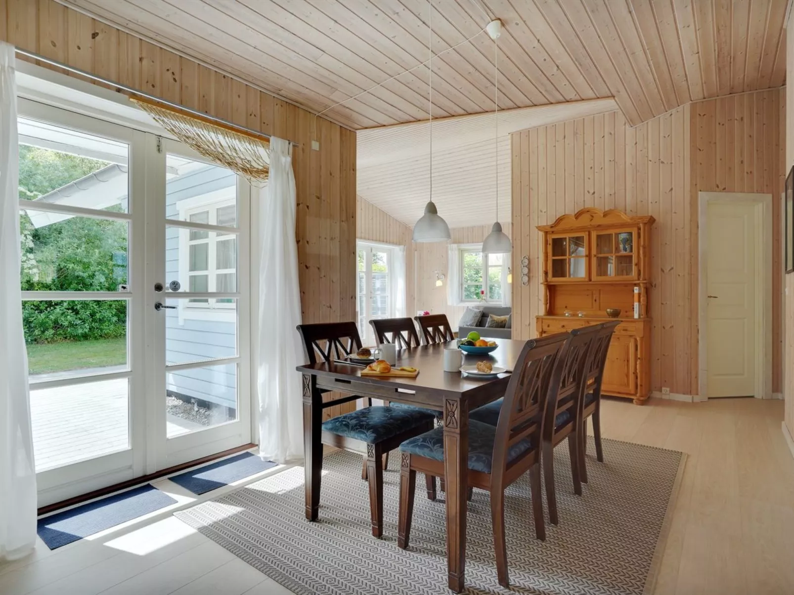 "Aldis" - 300m from the sea-Drinnen