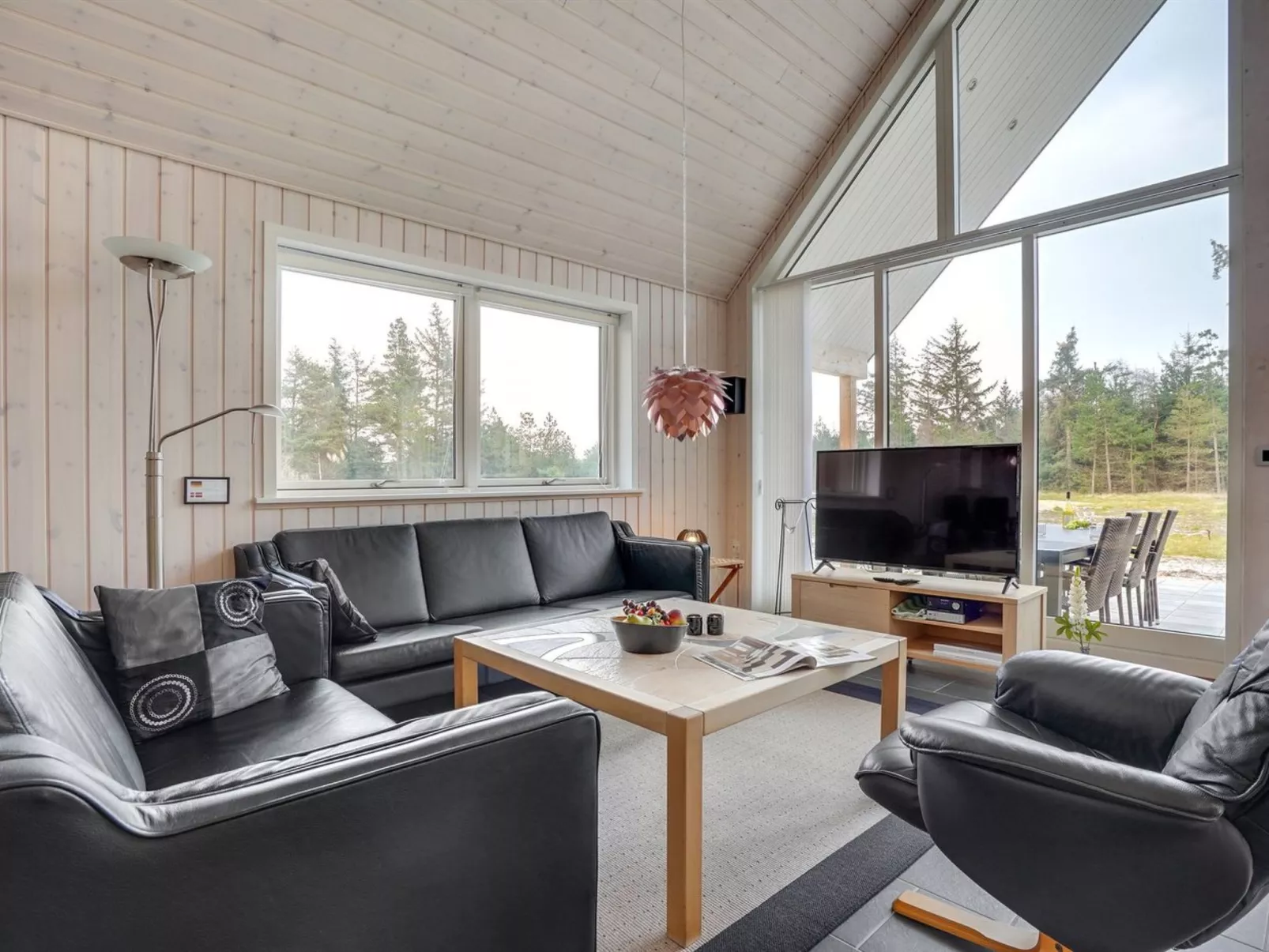 "Lima" - 3.5km from the sea-Drinnen