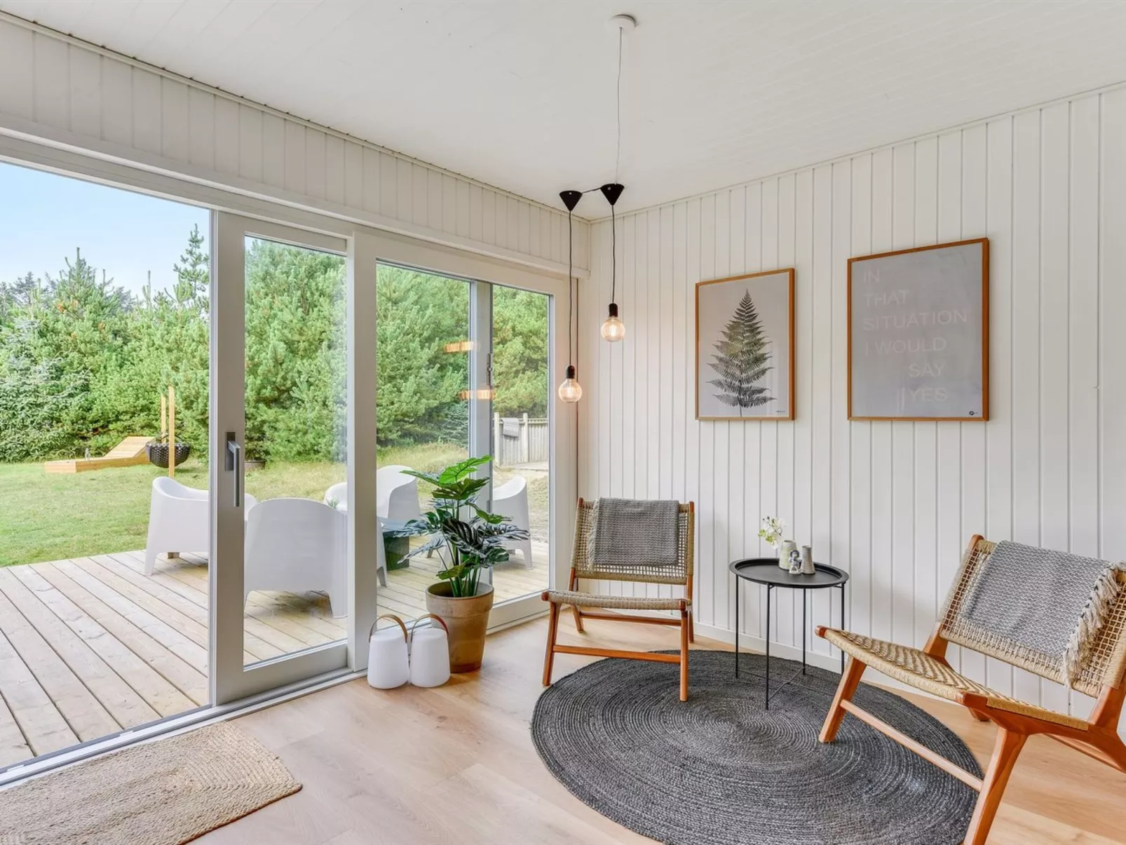 "Doreen" -  from the sea-Dedans