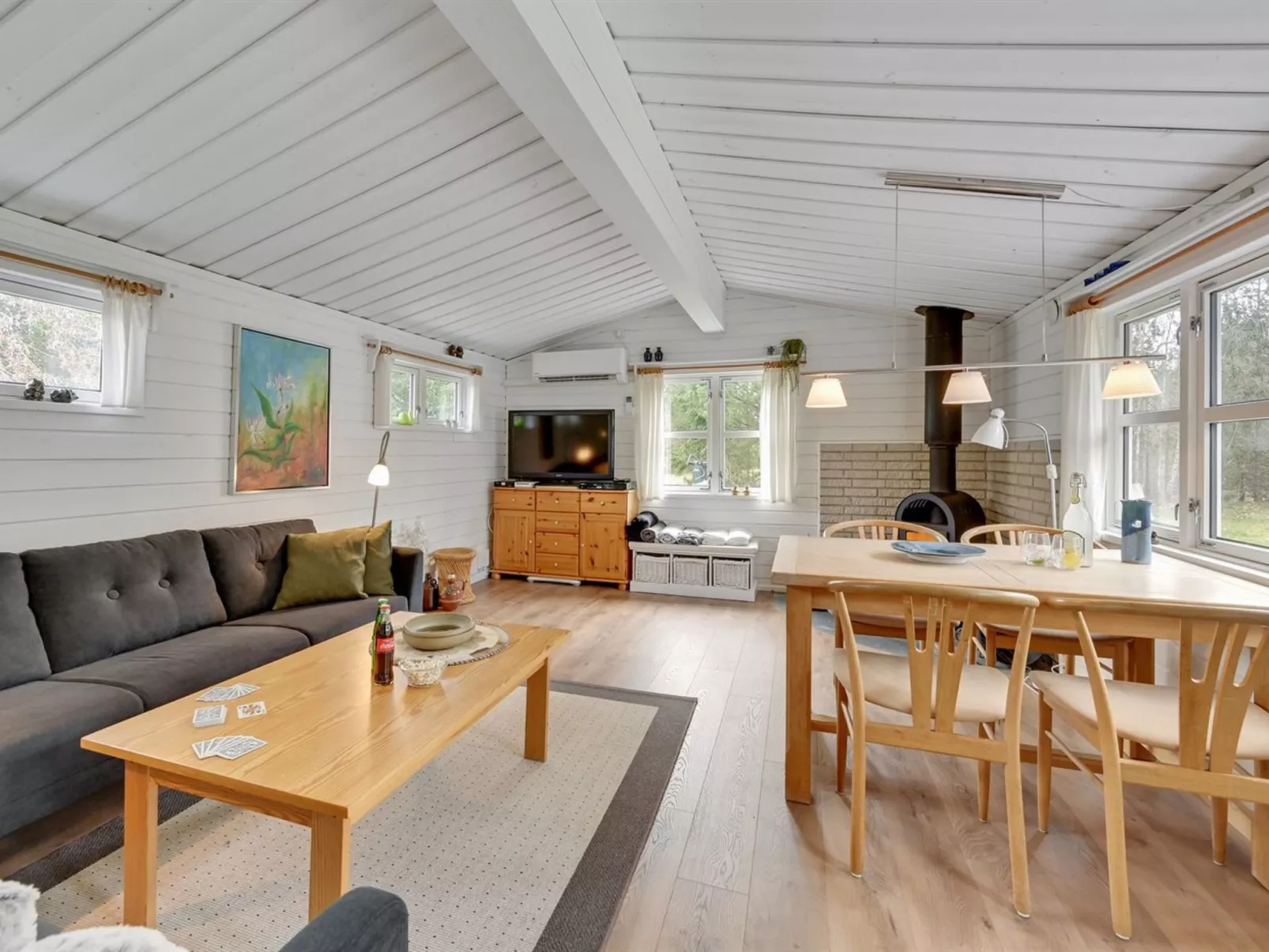 "Reima" - 220m to the fjord-Inside