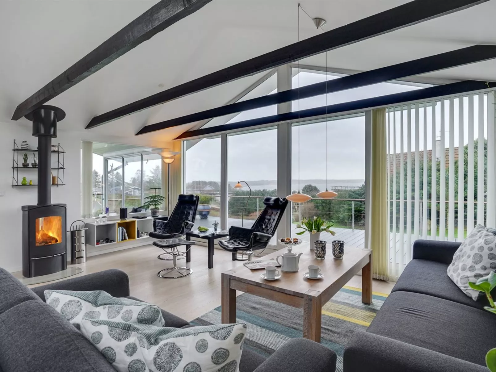 "Kuno" - 300m from the sea-Dedans