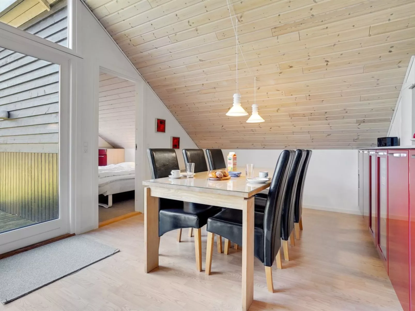 "Tiia" - 29km from the sea-Drinnen