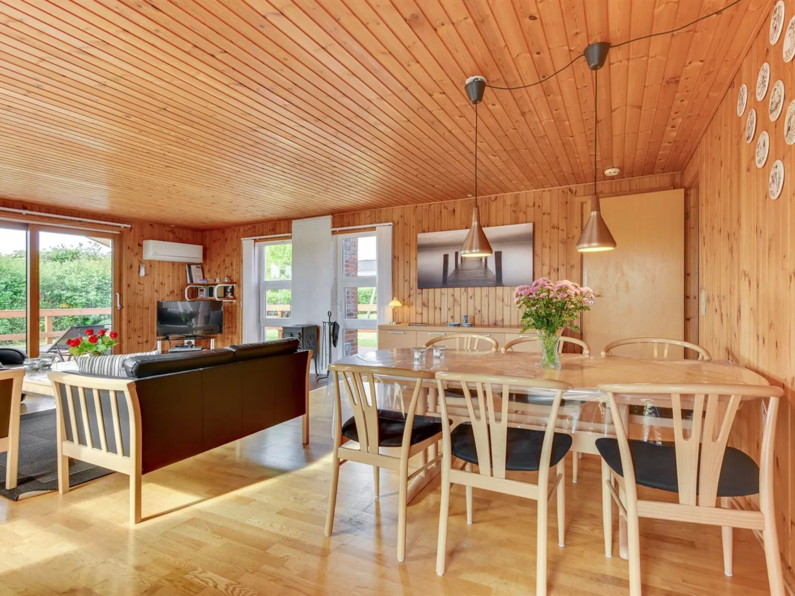 "Ellyn" - 500m from the sea-Drinnen