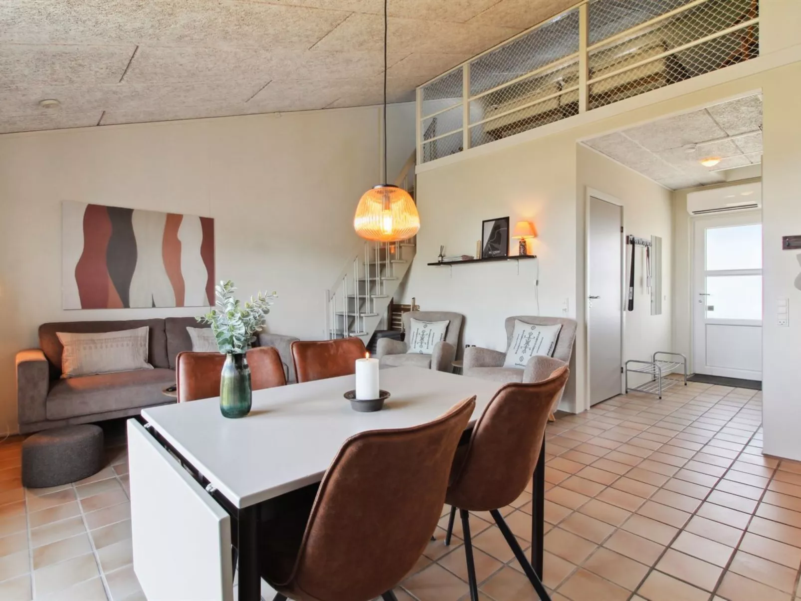 "Eydis" - 150m from the sea-Inside