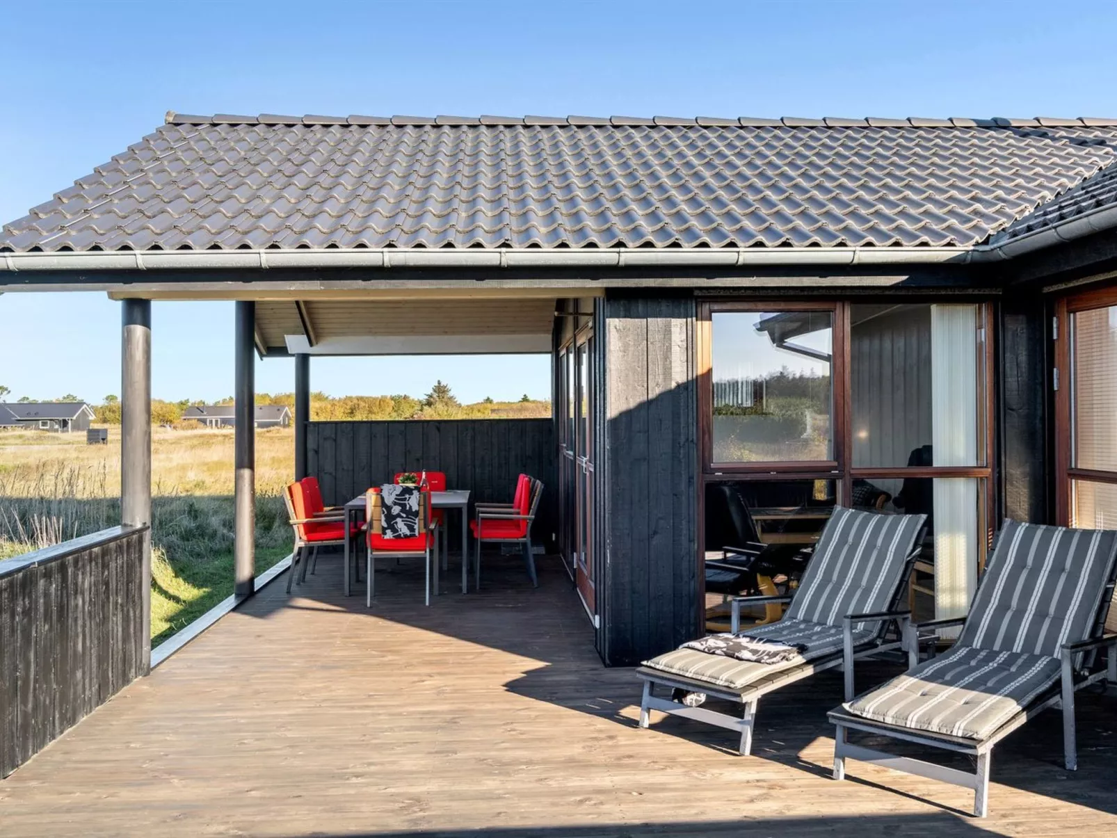 "Finna" - 1km from the sea-Outside