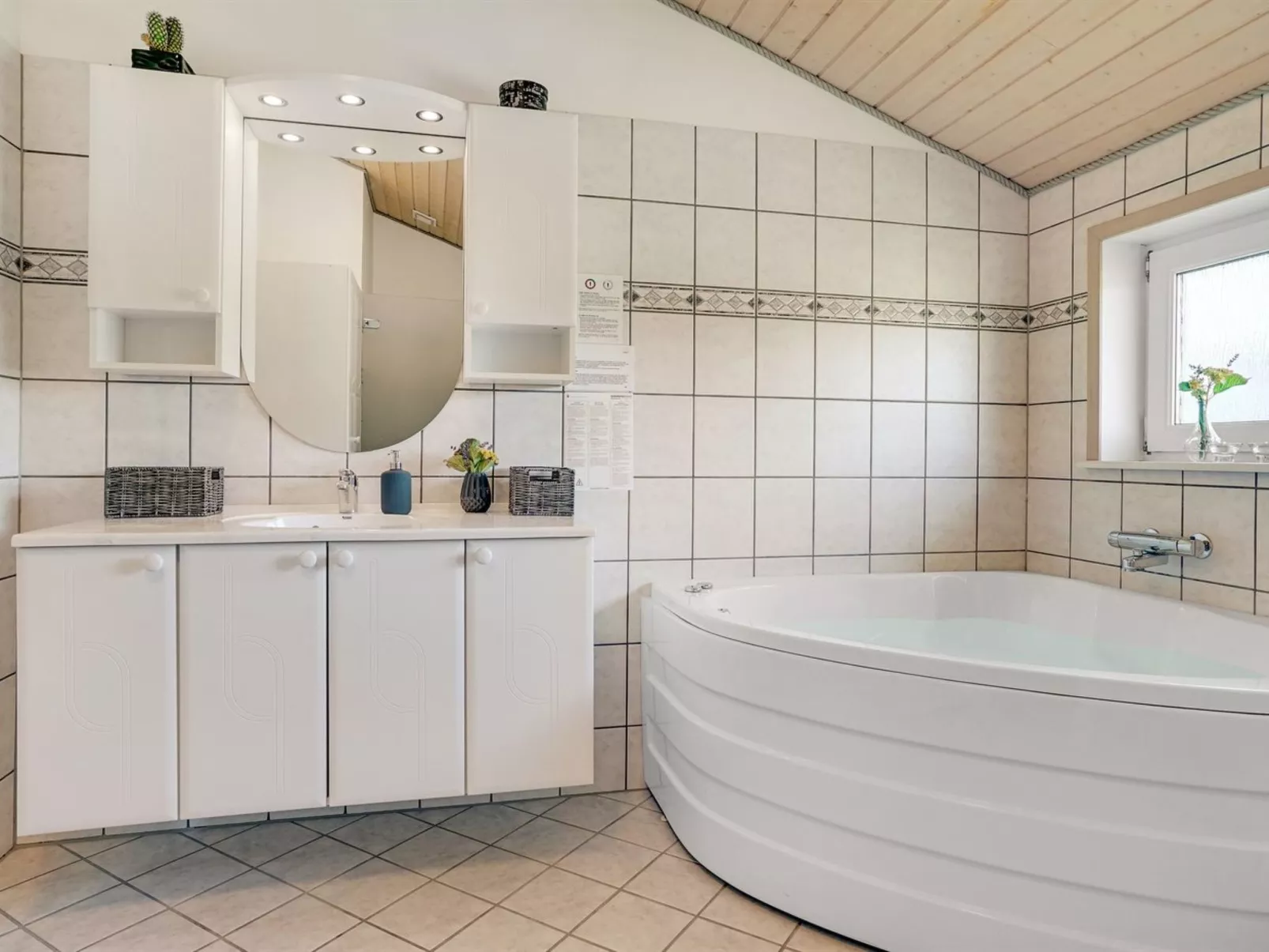 "Ivar" - 900m from the sea-Dedans