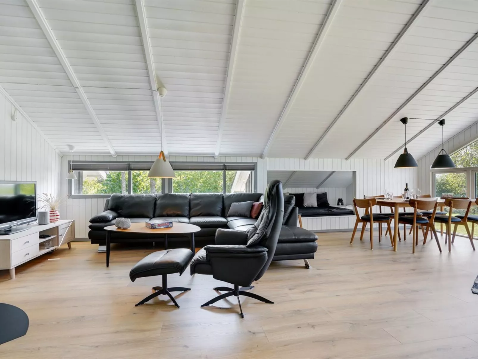 "Gram" - 450m from the sea-Dedans