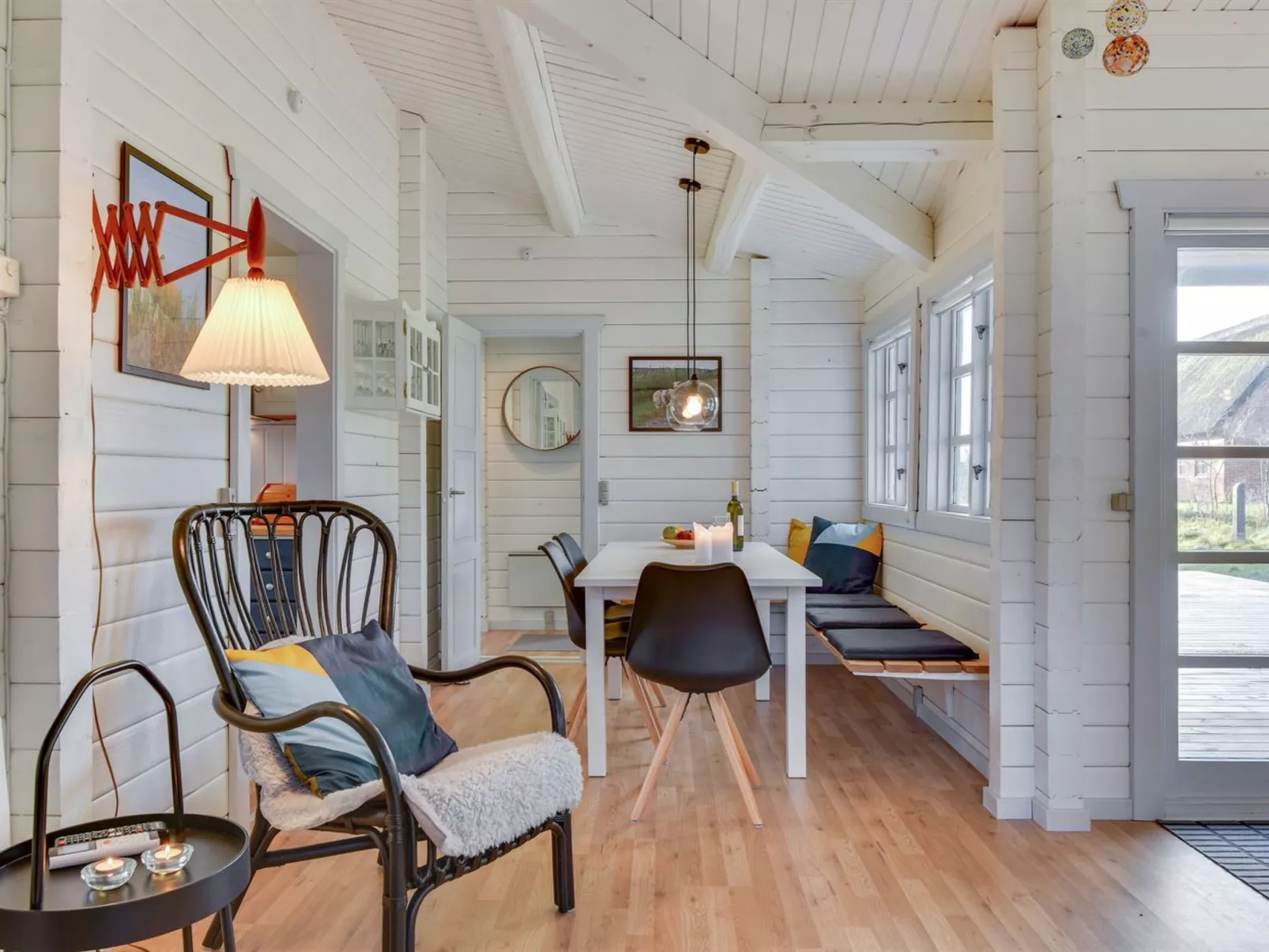 "Semund" - 2km from the sea-Inside