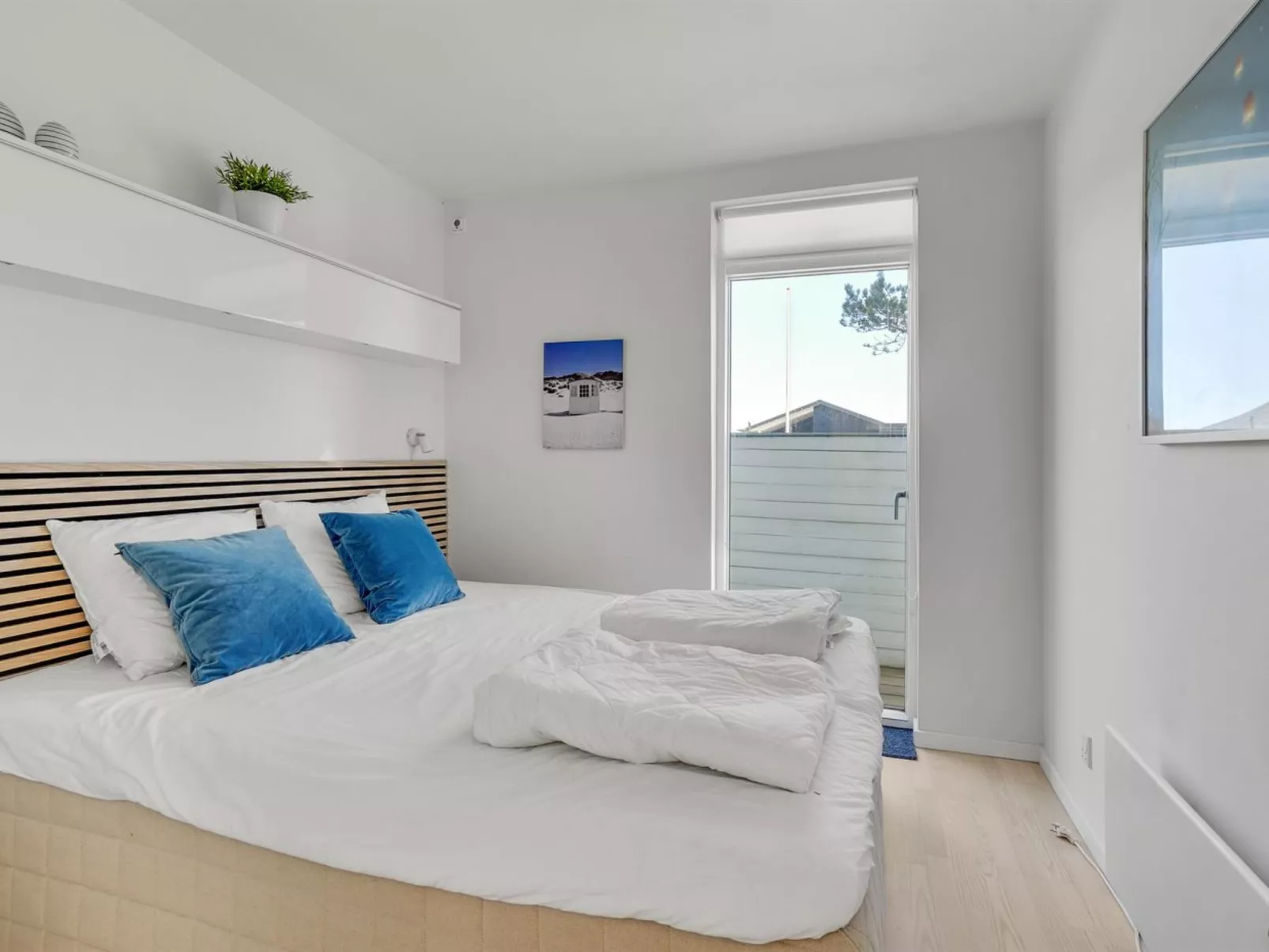 "Biorn" - 70m from the sea-Inside