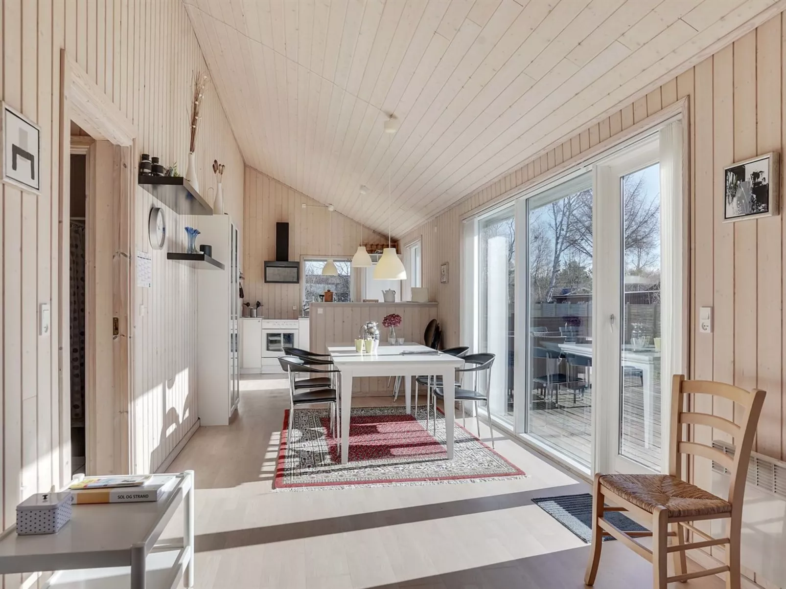 "Jil" - 750m from the sea-Drinnen