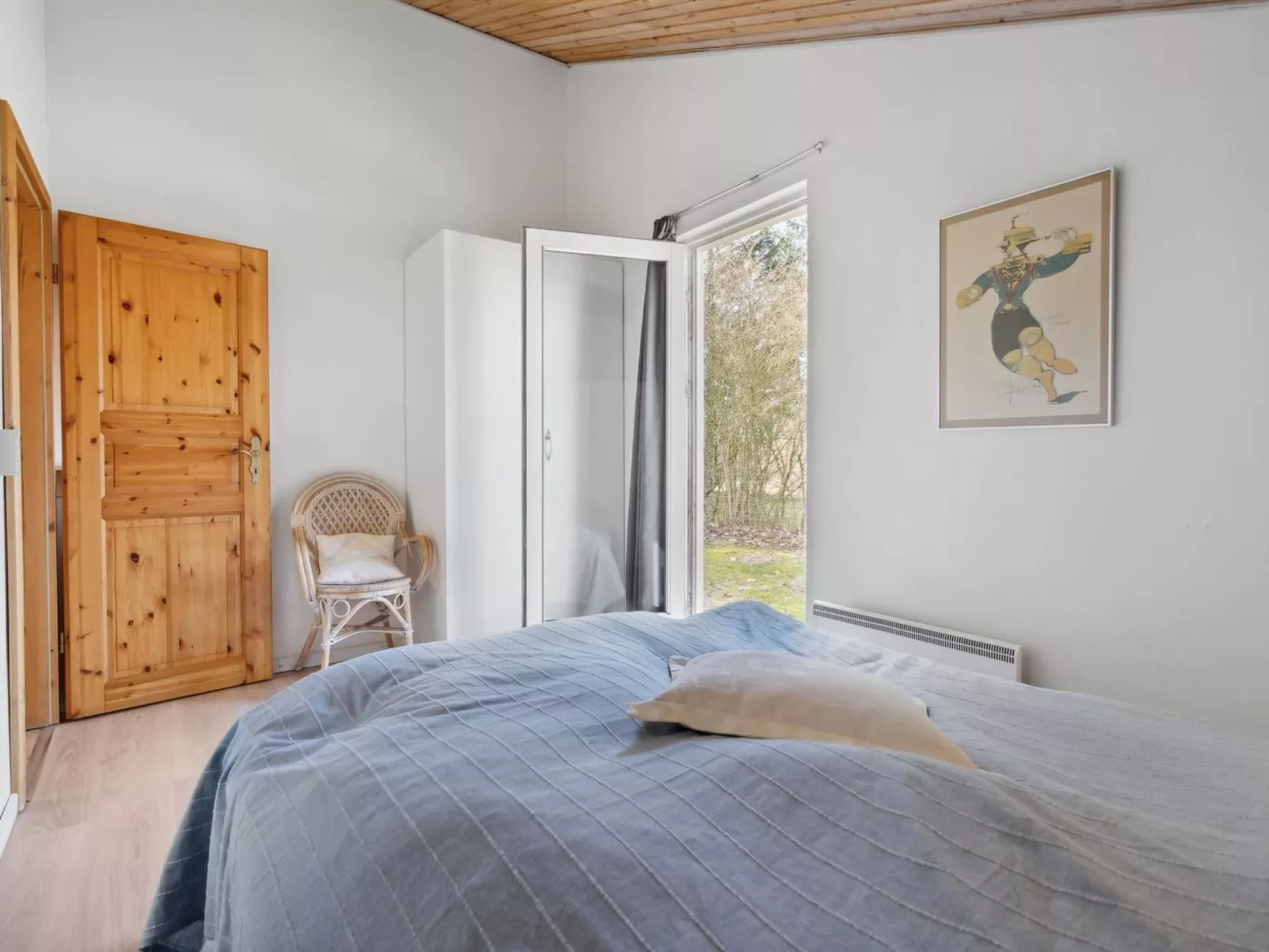 "Amanda" - 30km from the sea-Inside