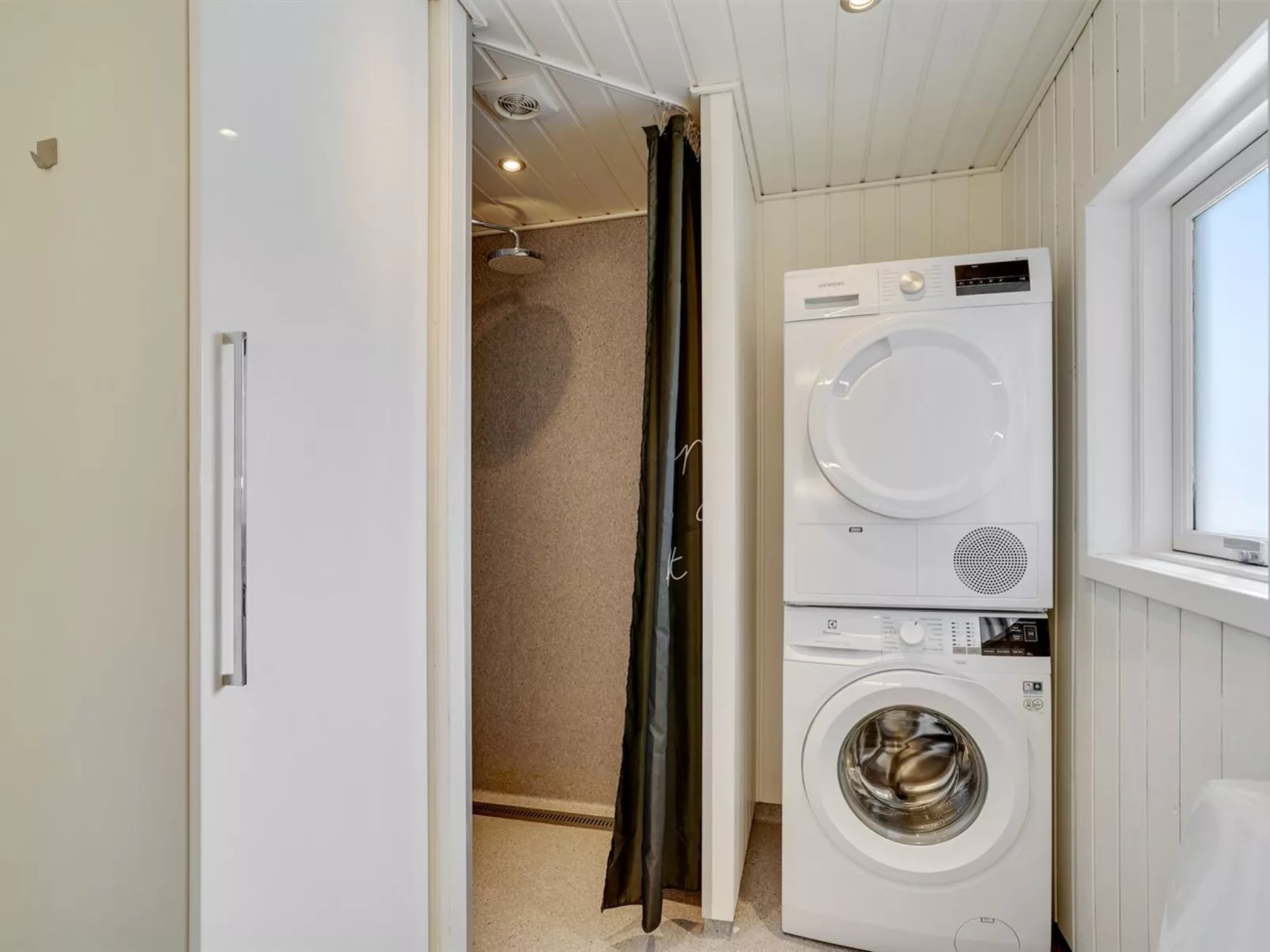 "Rolfkarl" - 500m from the sea-Drinnen