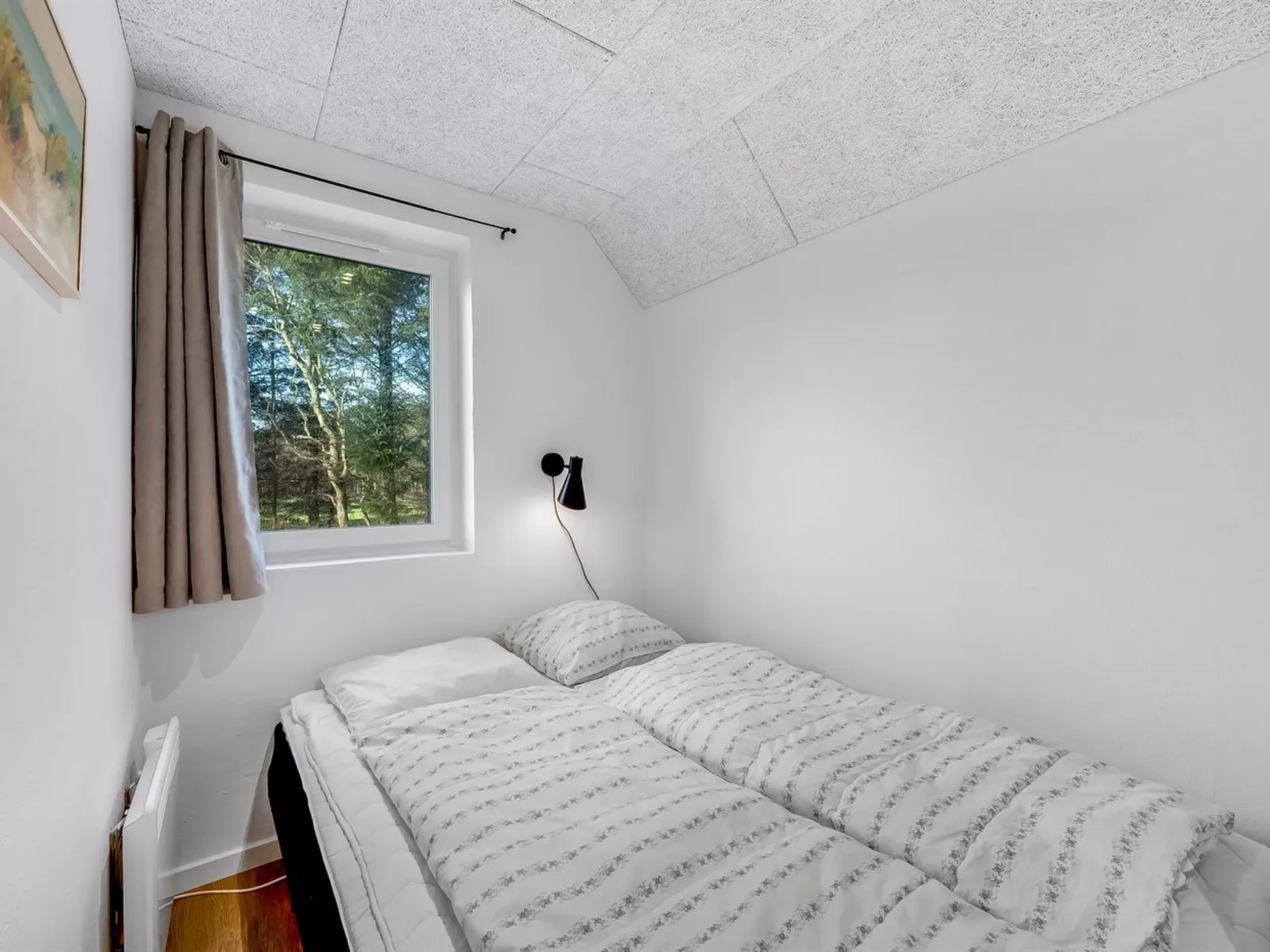 "Thana" - 1.4km from the sea-Dedans