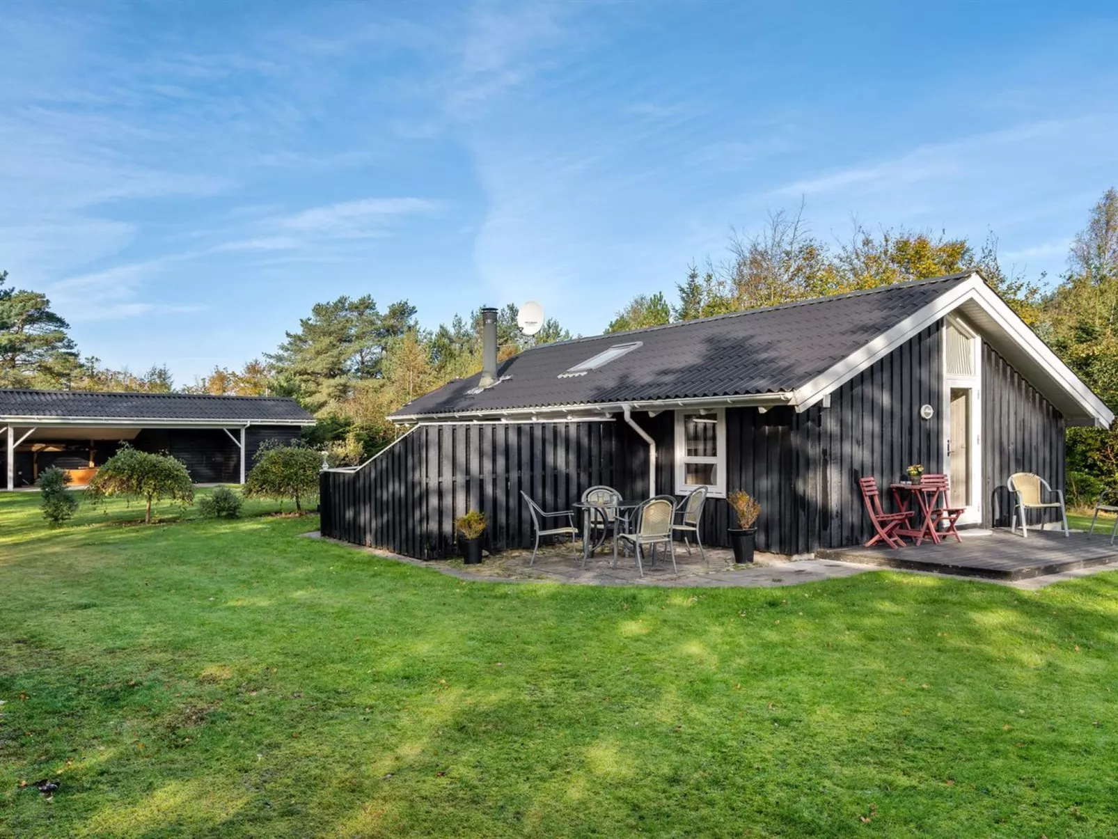 "Peter" - 400m from the sea-Outside