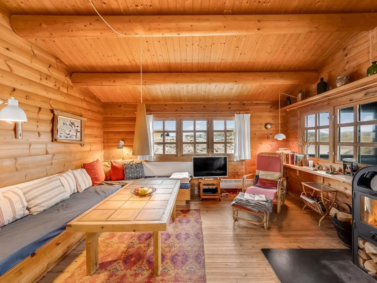 "Herfrith" -  from the sea-Inside