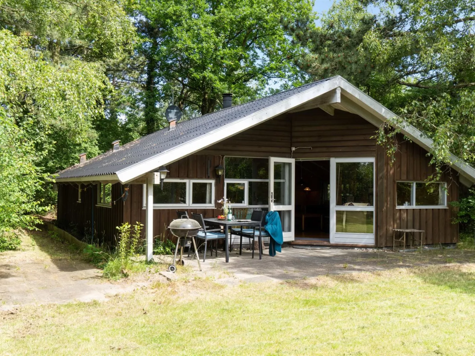 "Kerrin" - 300m from the sea-Outside