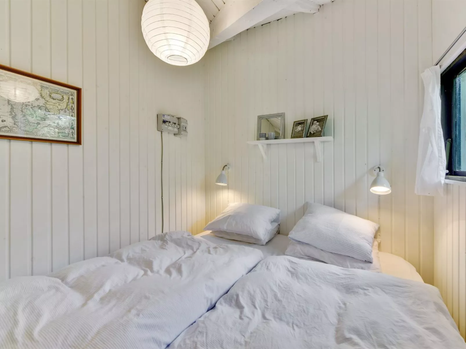 "Alika" - 200m to the fjord-Inside