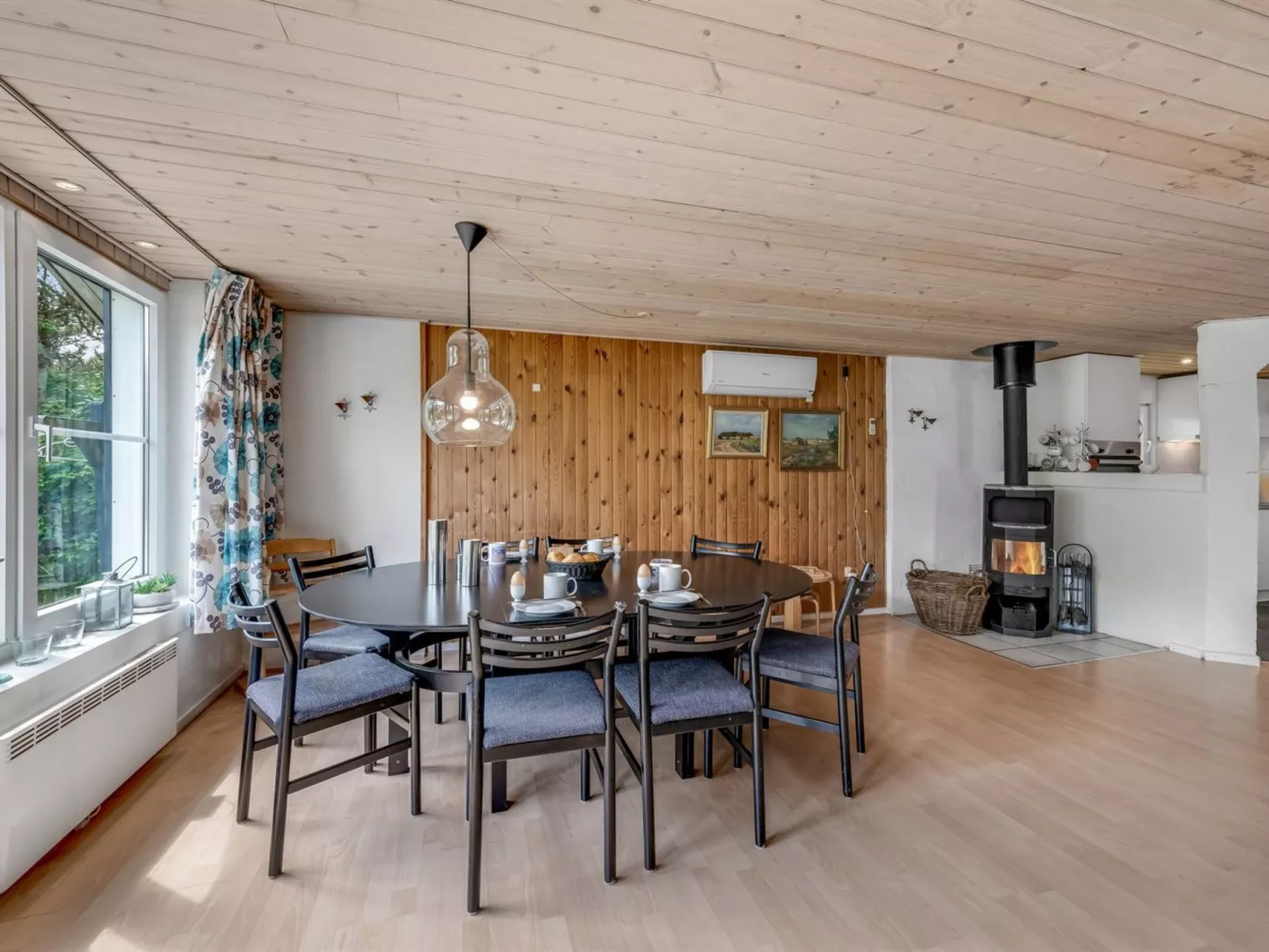 "Ludvig" -  from the sea-Inside