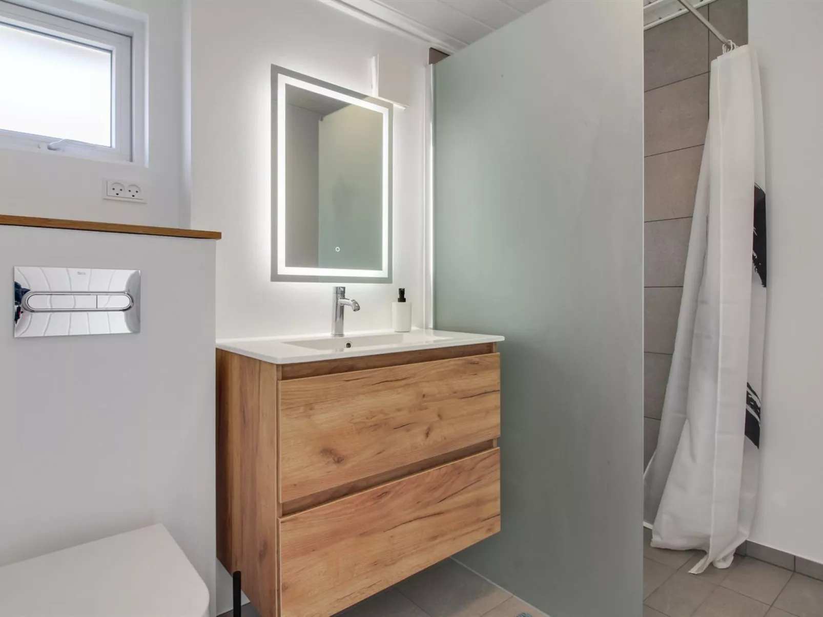 "Marius" - 200m from the sea-Dedans