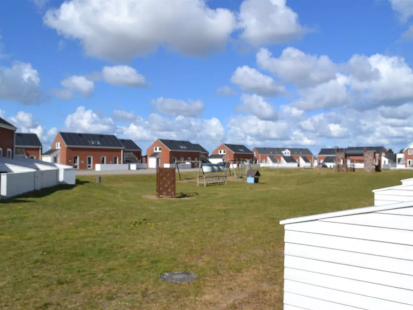 "Efraima" - 1.7km from the sea-Draußen