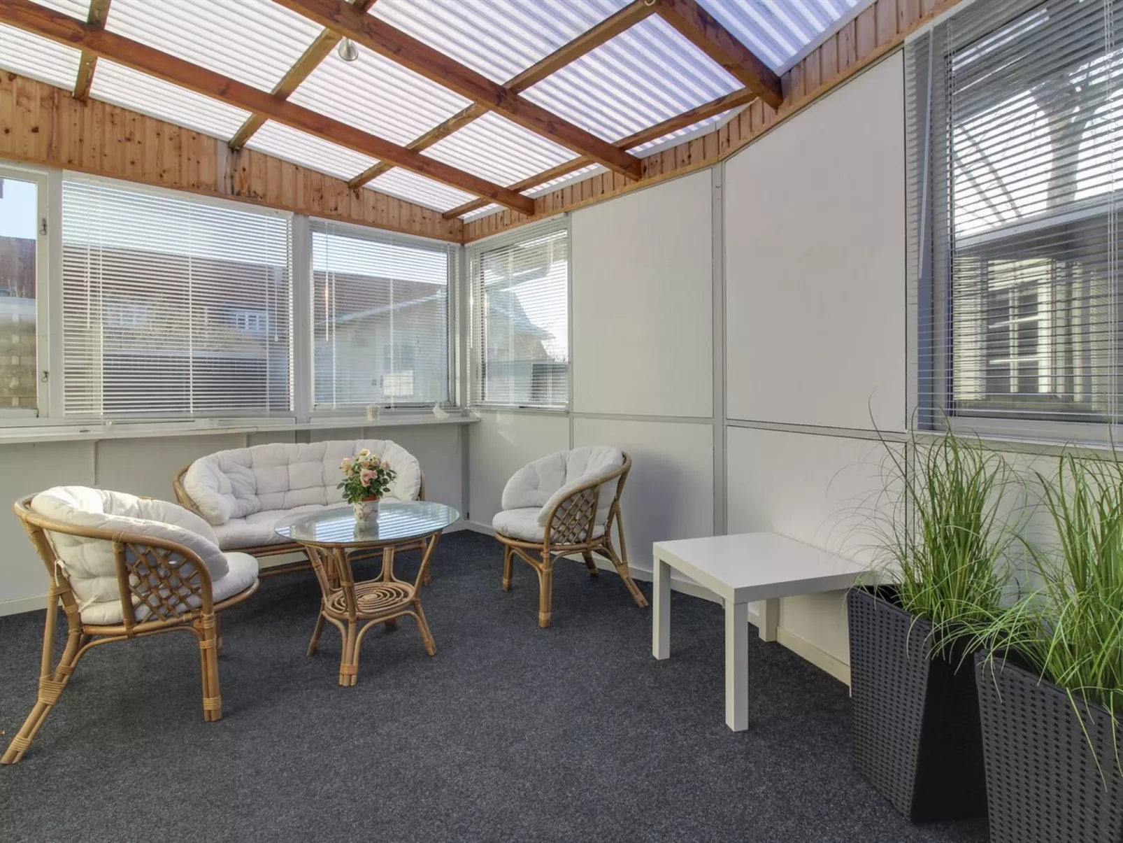 "Anais" - 1.6km from the sea-Drinnen