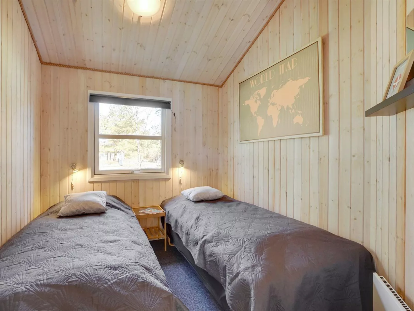 "Sighbiorn" - 950m from the sea-Inside