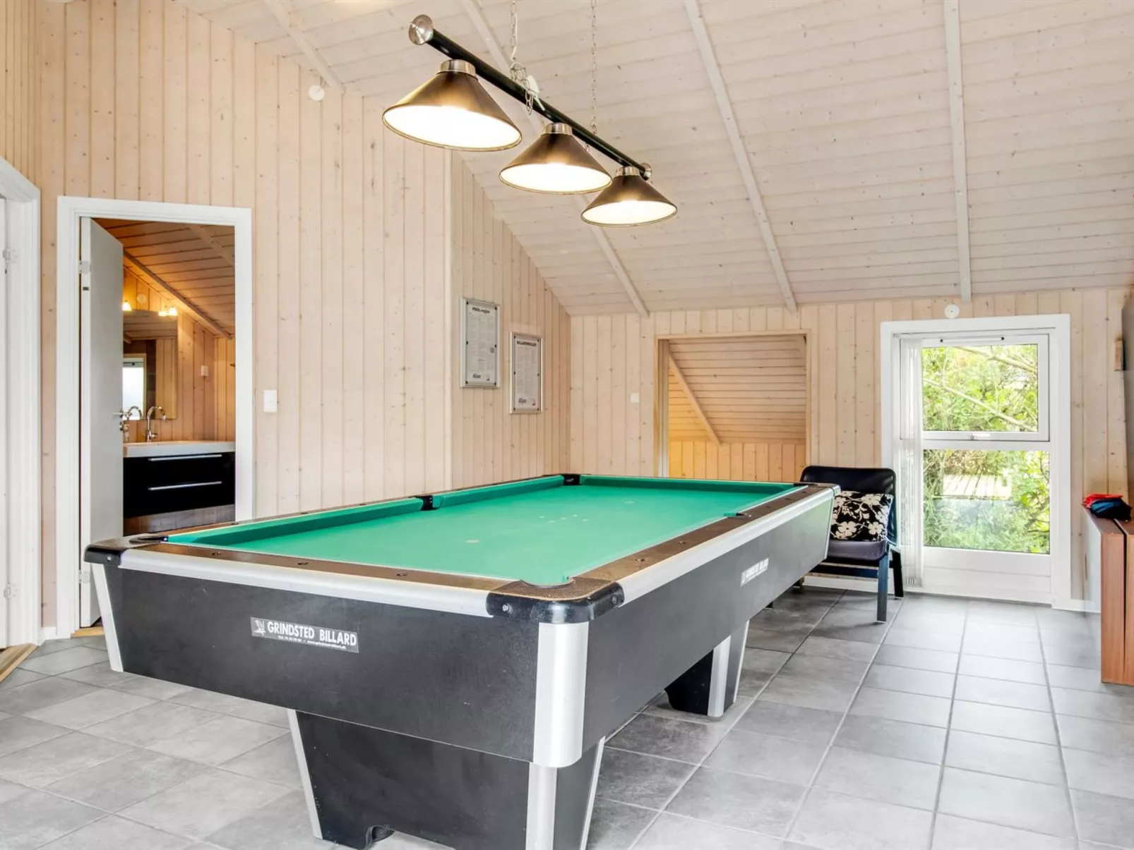 "Svenny" - 800m from the sea-Dedans