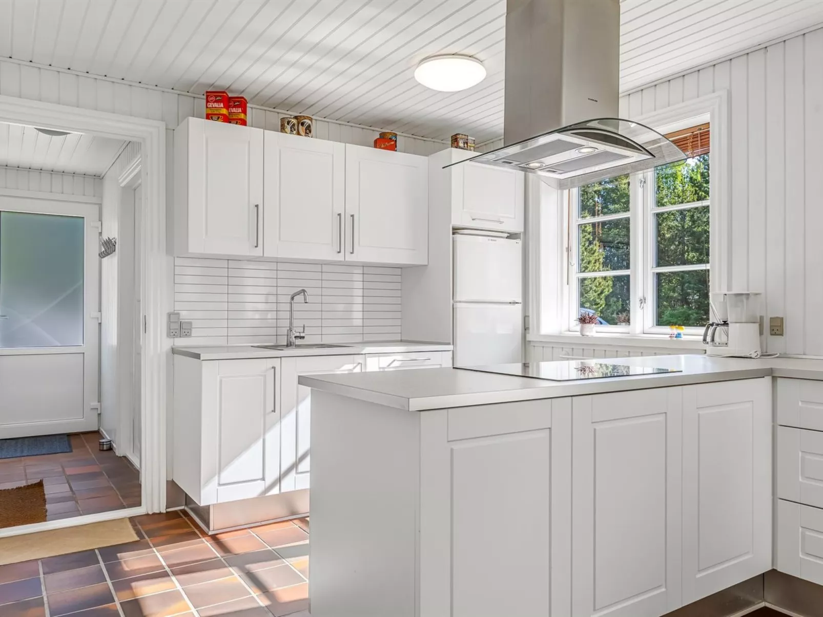 "Angret" - 3.5km from the sea-Drinnen