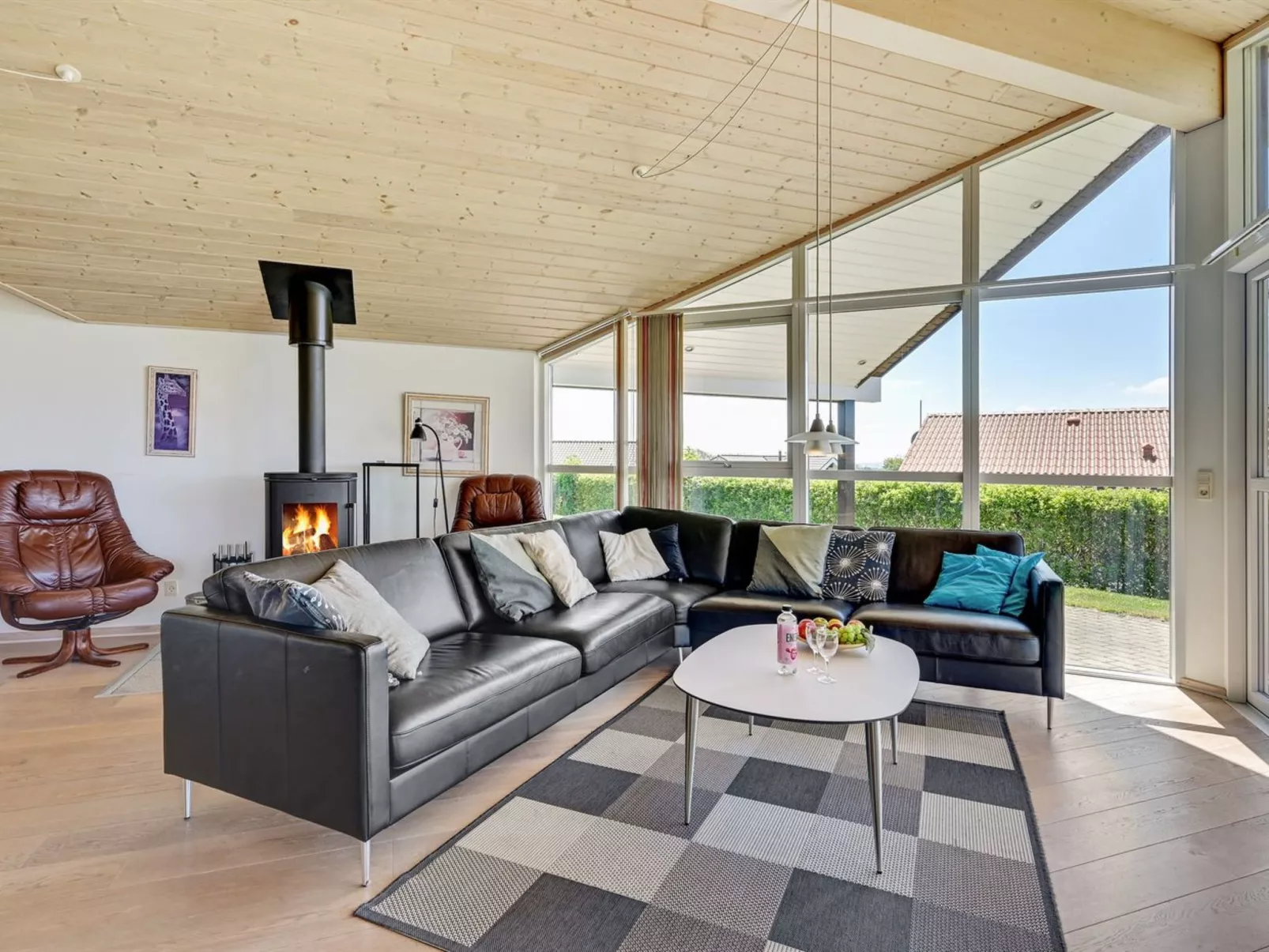 "Guthmar" - 350m to the fjord-Inside