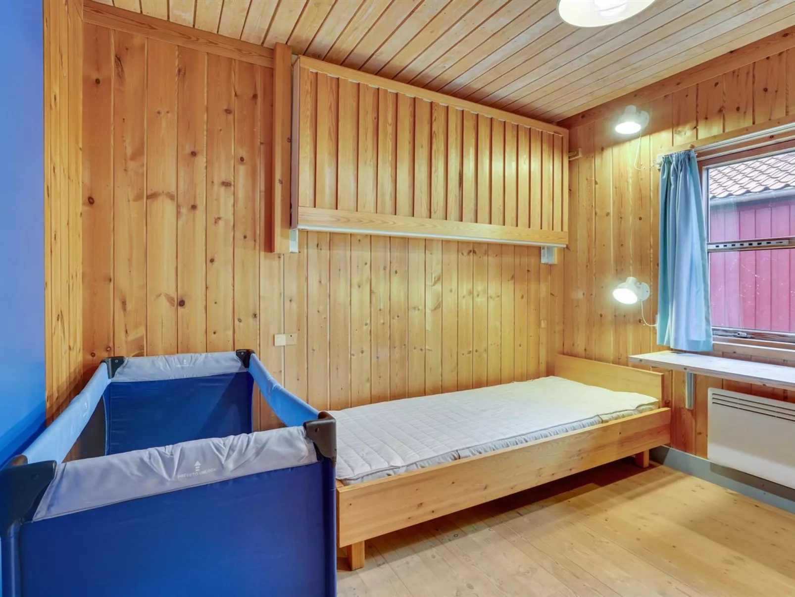 "Ferbine" - 400m from the sea-Inside