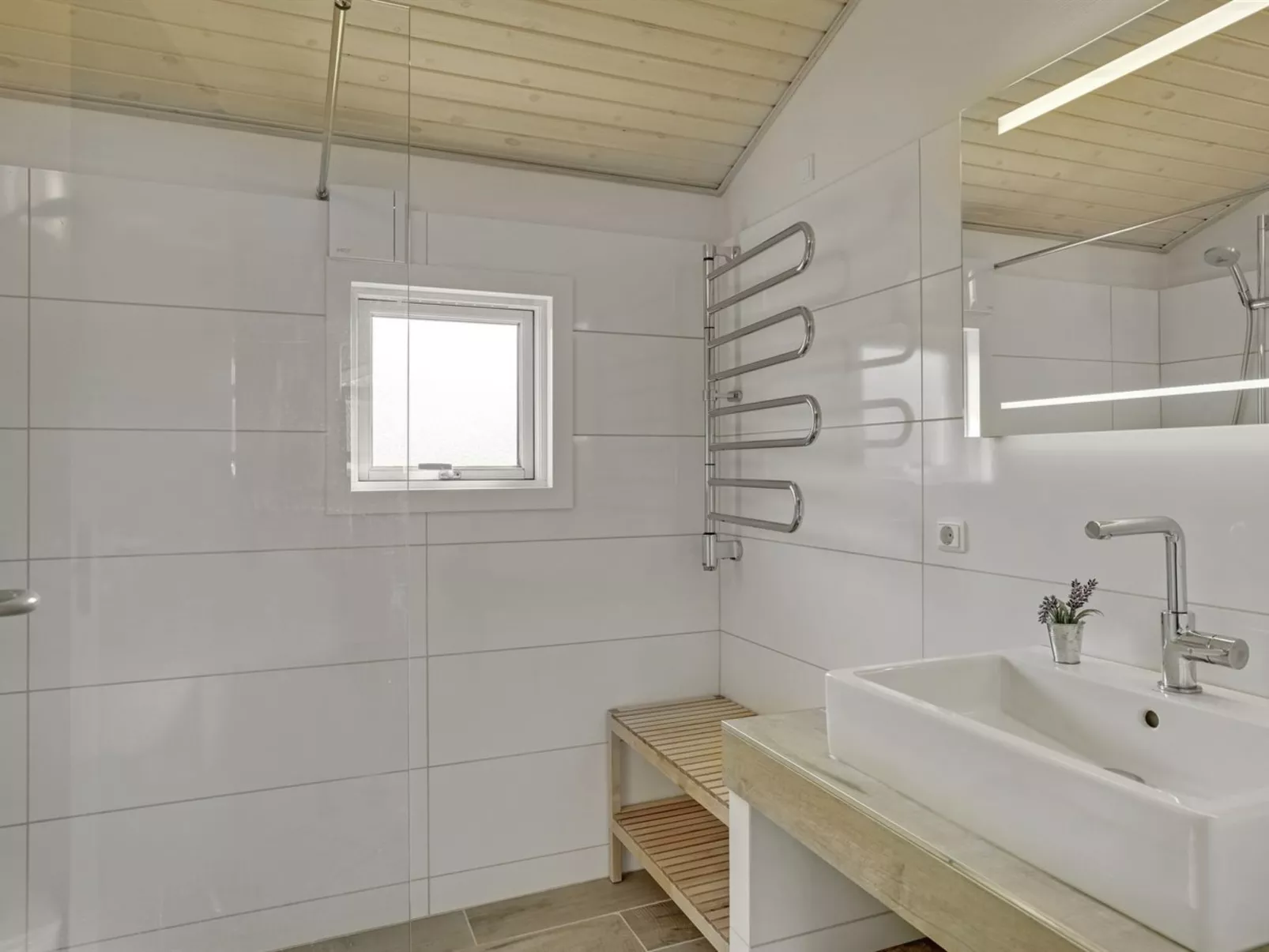 "Folke" - 250m from the sea-Drinnen