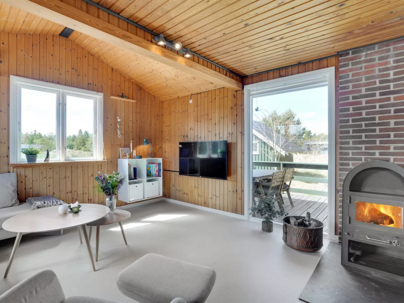 "Absolon" - 1.5km from the sea-Inside