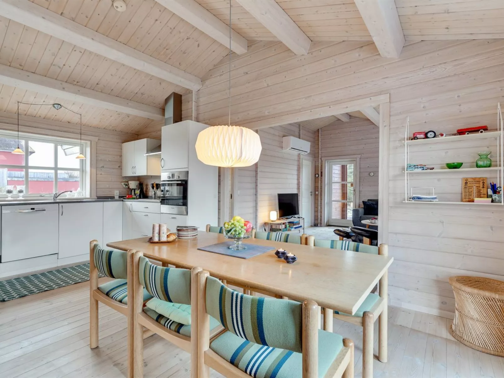 "Herfrid" - 600m from the sea-Dedans