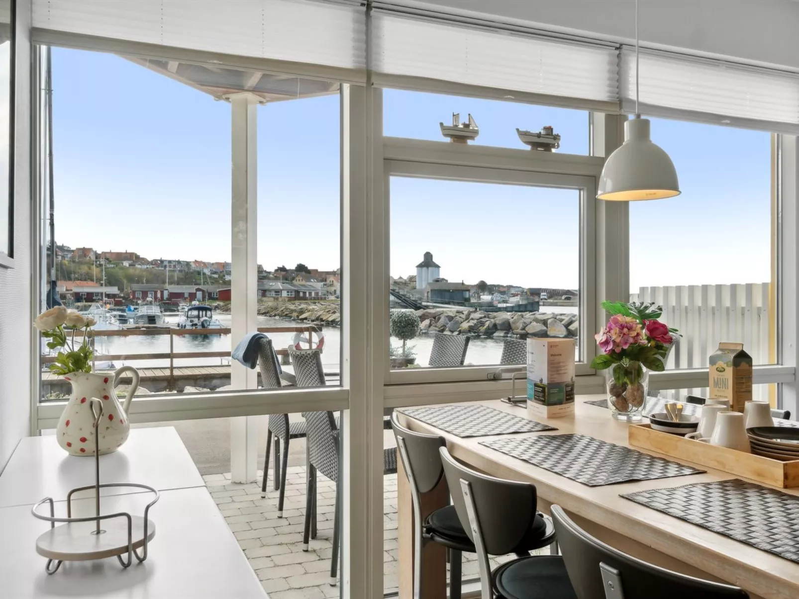 "Fridhild" - 10m from the sea-Inside