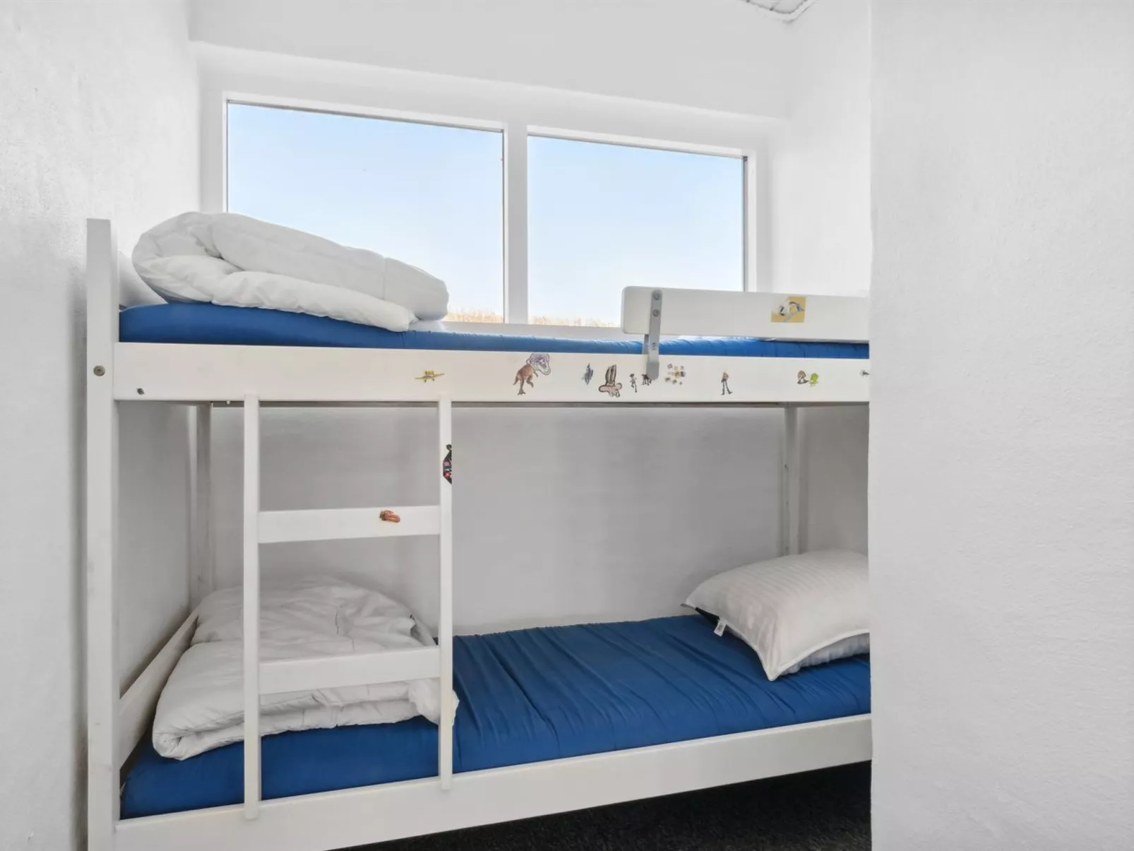 "Peetu" - 200m to the fjord-Inside