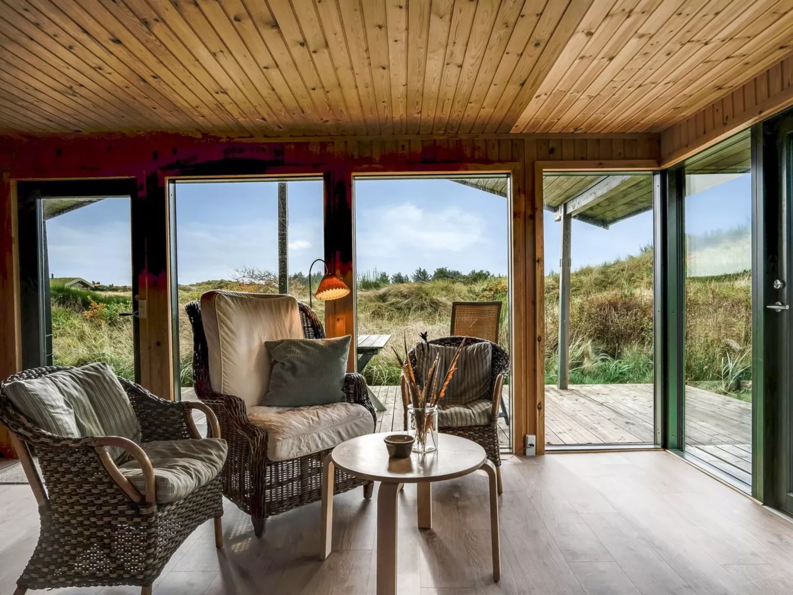 "Hunved" - 500m from the sea-Drinnen