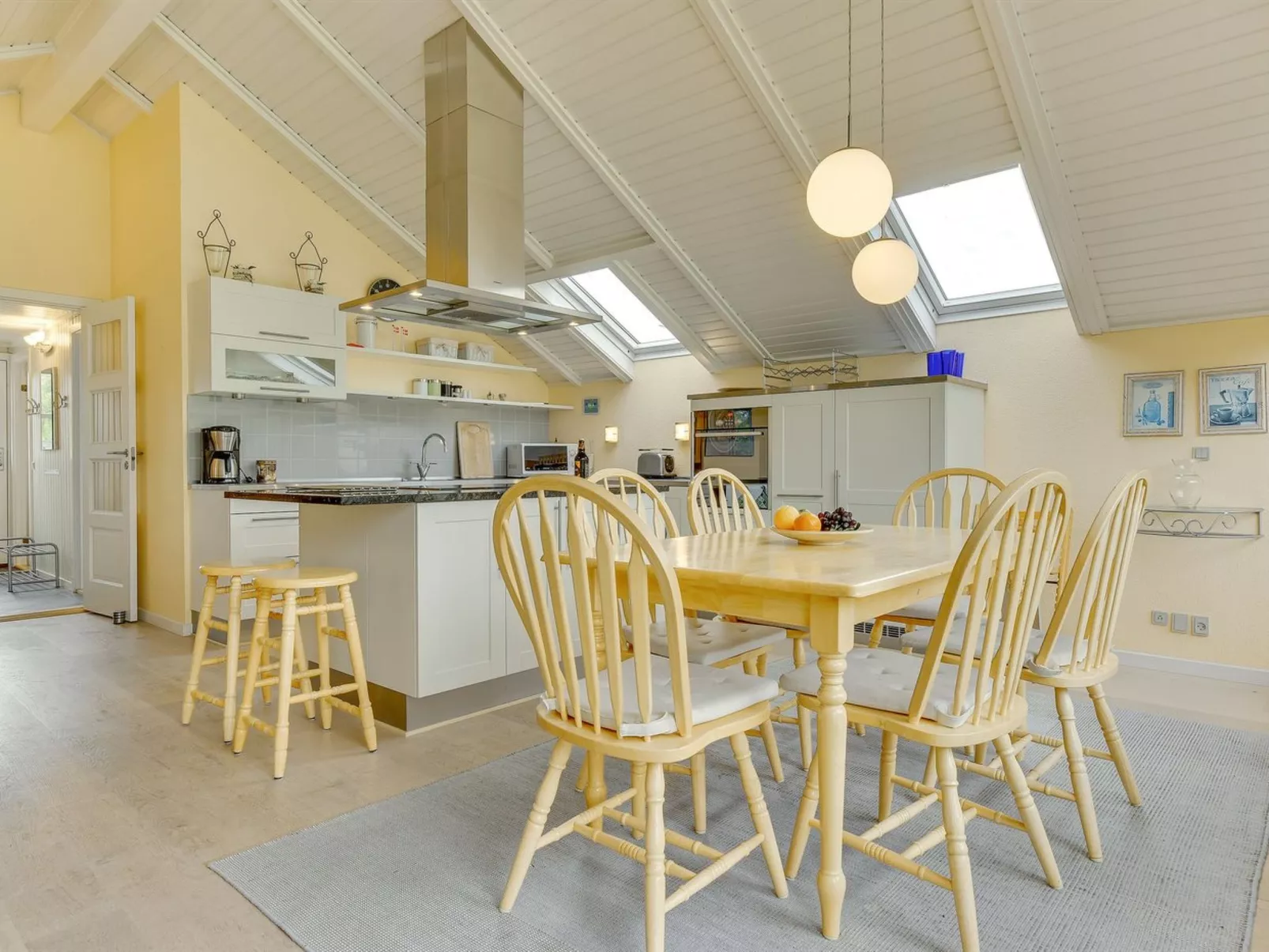 "Armund" - 300m from the sea-Dedans