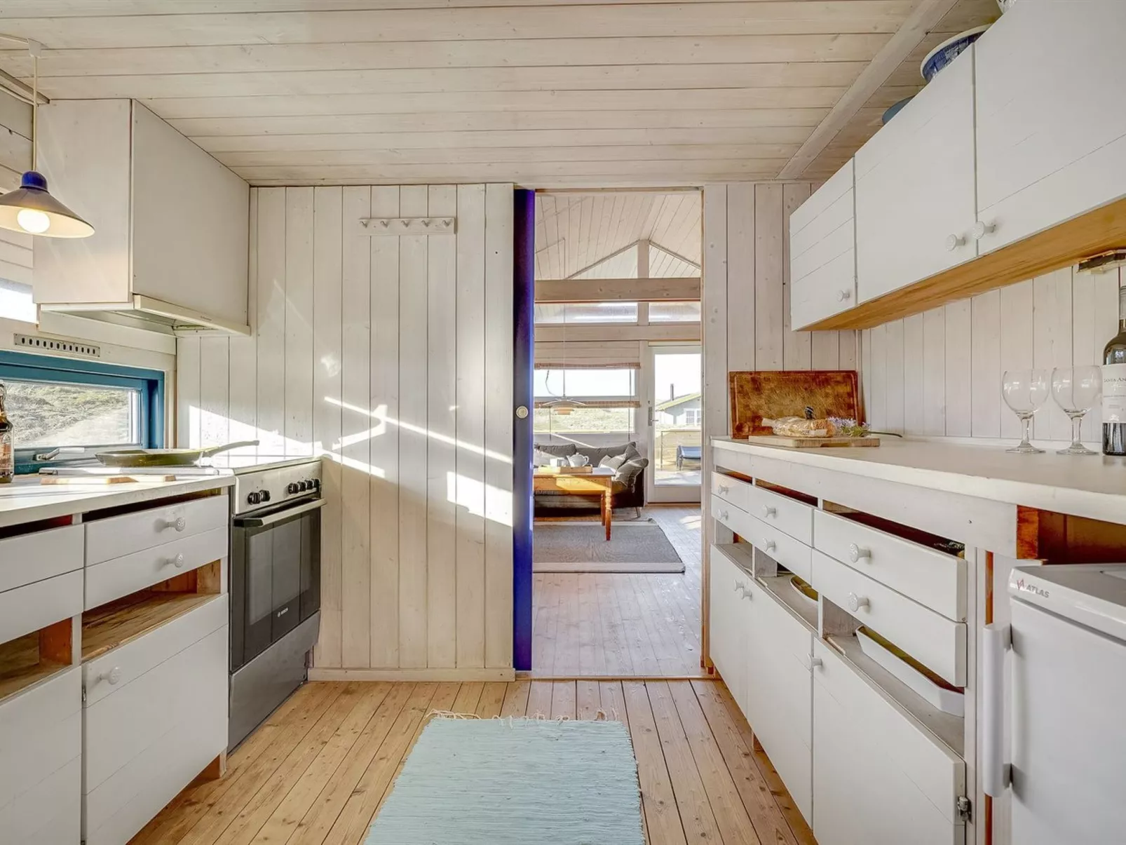 "Krak" - 1km from the sea-Inside