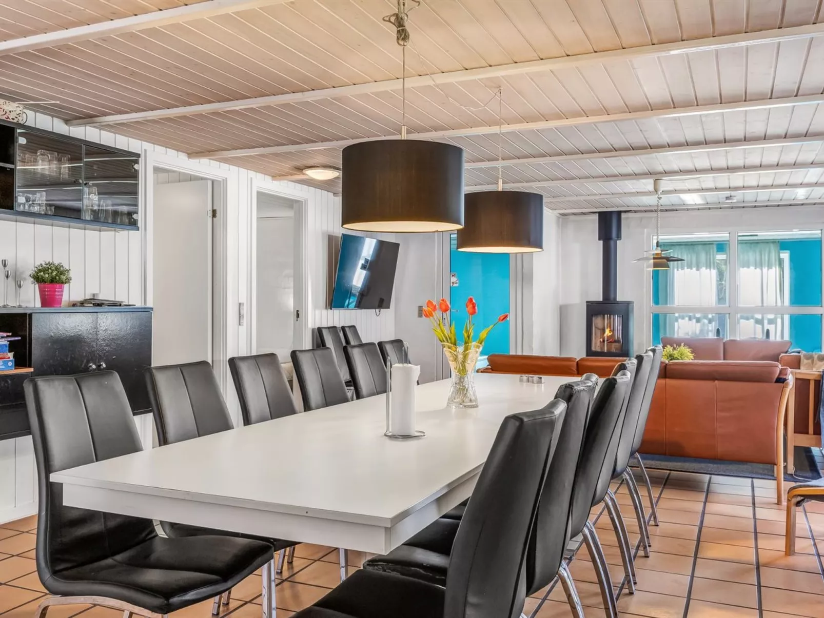 "Livni" - 3.8km from the sea-Drinnen