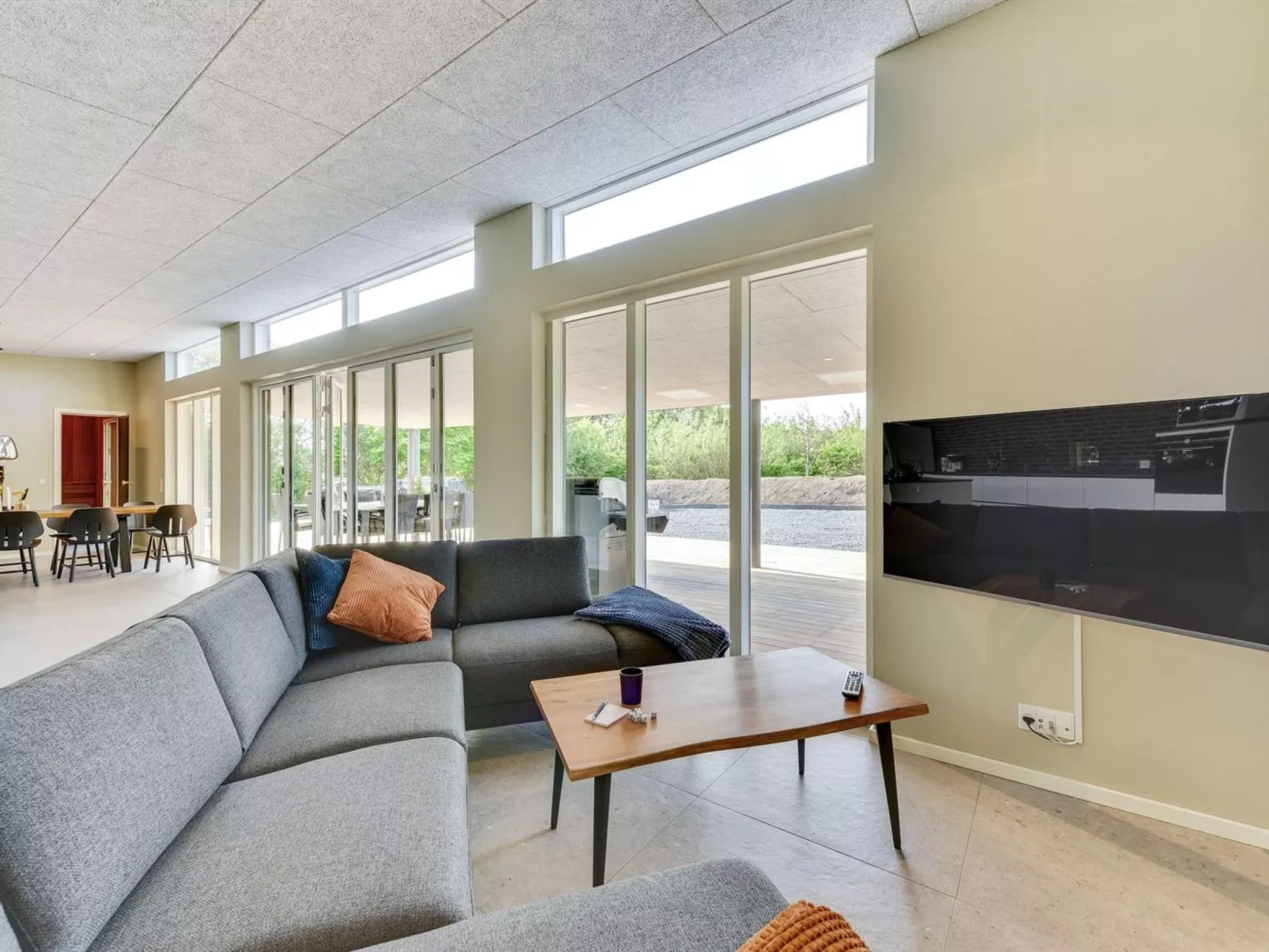 "Hiorulf" - 1.4km from the sea-Inside