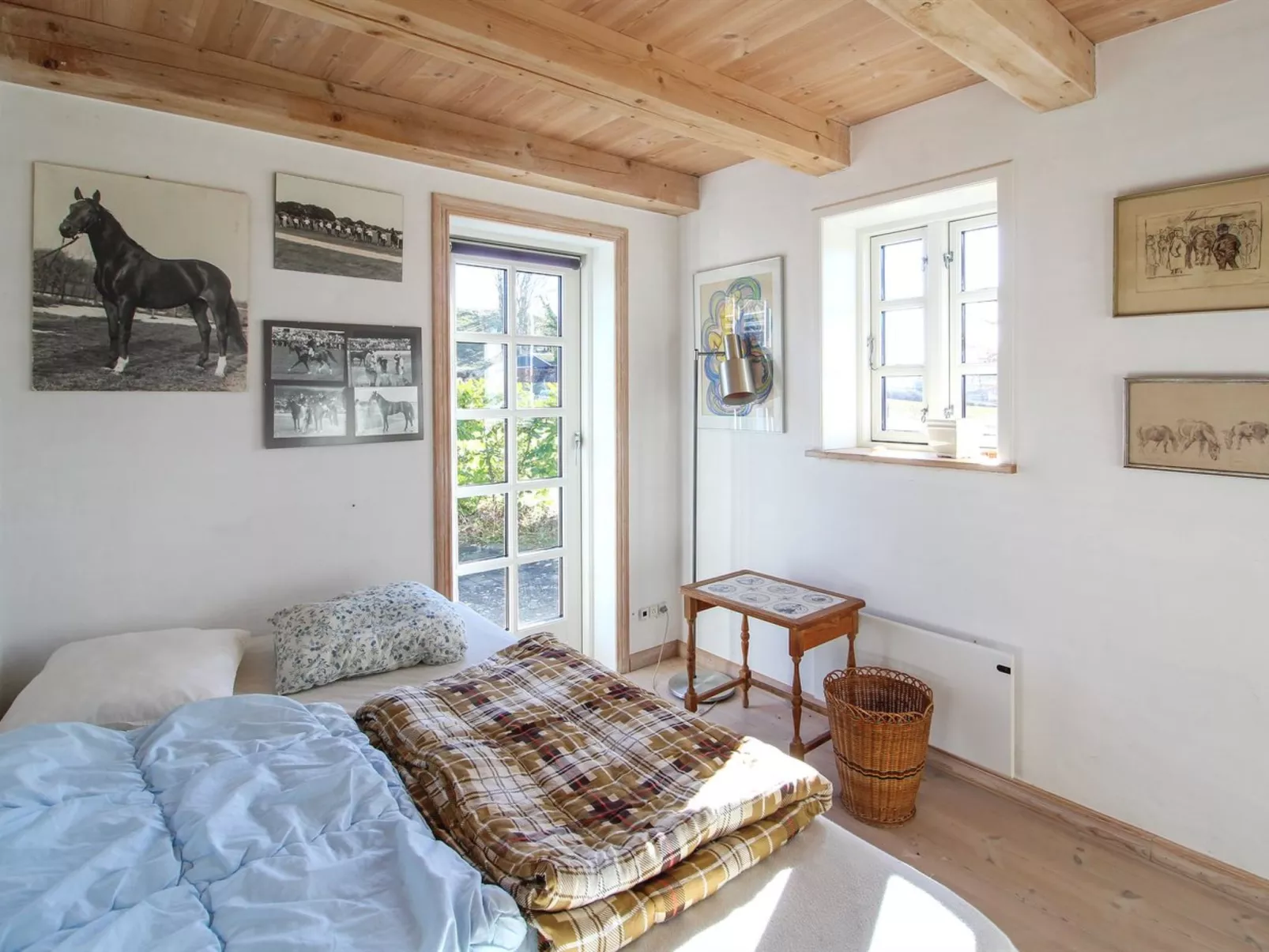 "Eva" - 1.5km to the fjord-Dedans