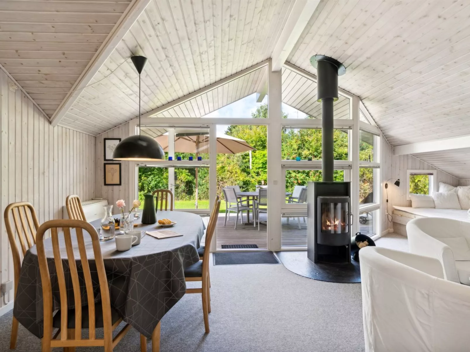 "Batsha" - 350m from the sea-Drinnen