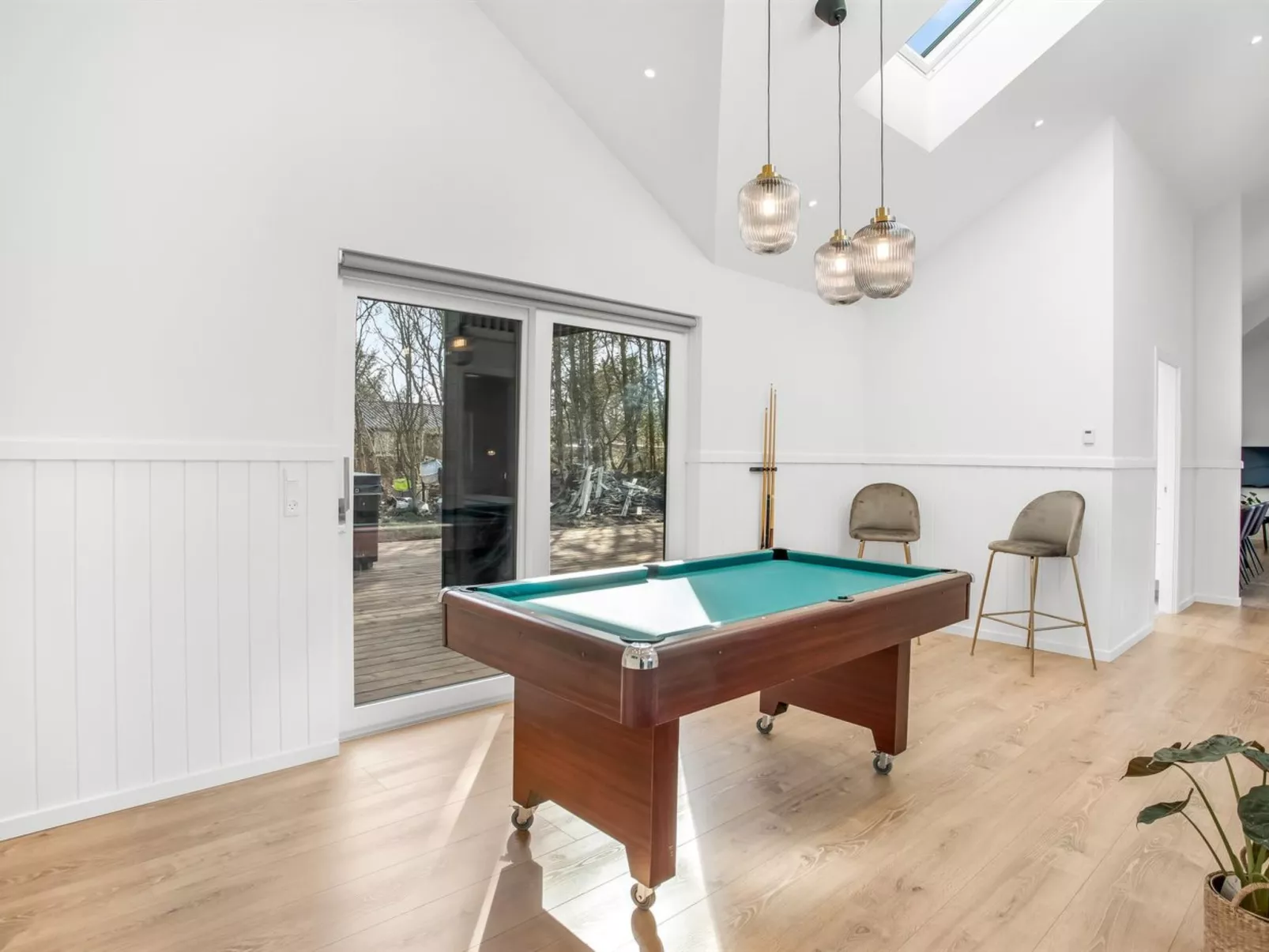 "Edmond" - 995m from the sea-Drinnen