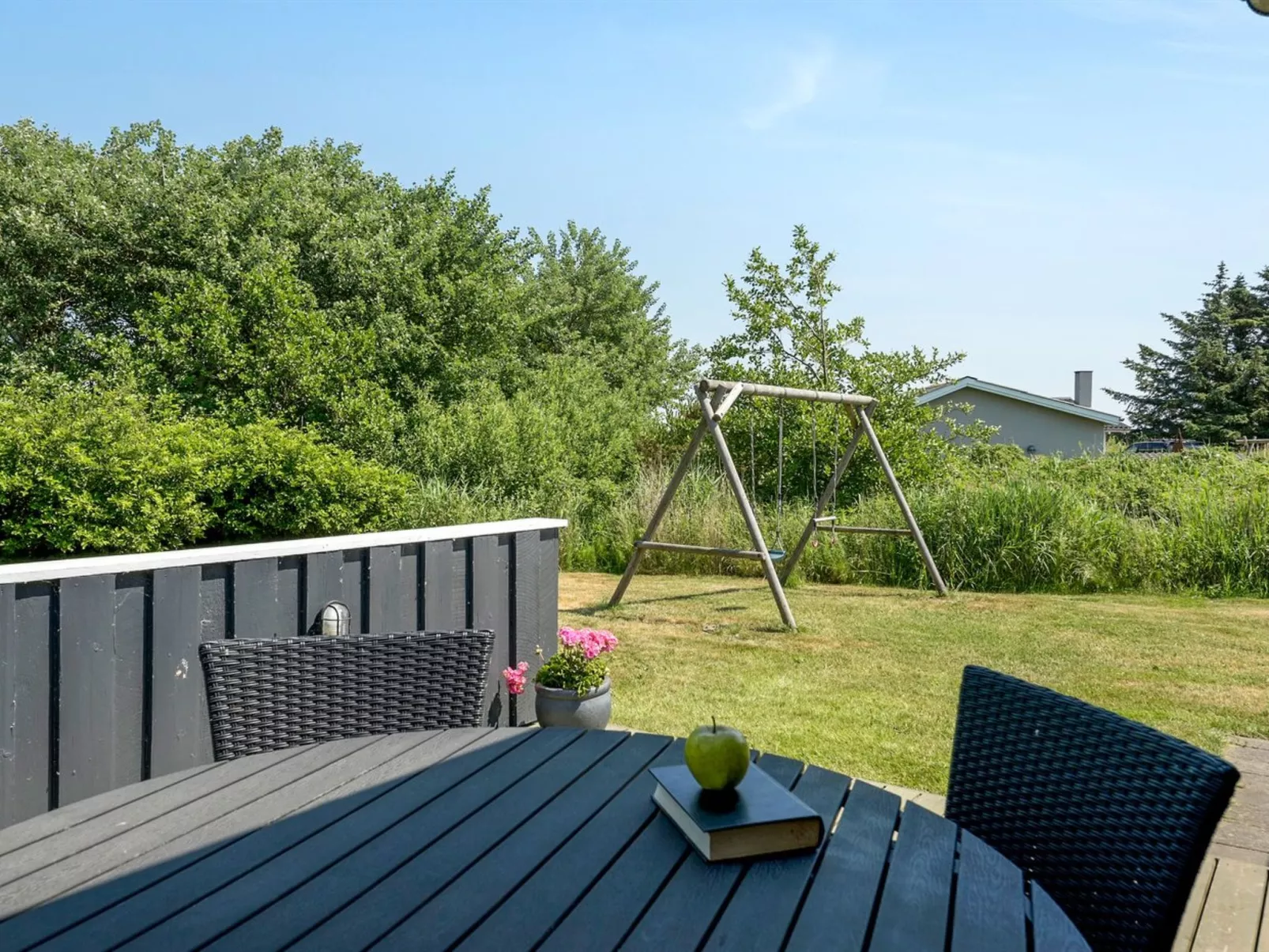 "Chrisse" - 550m from the sea-Outside